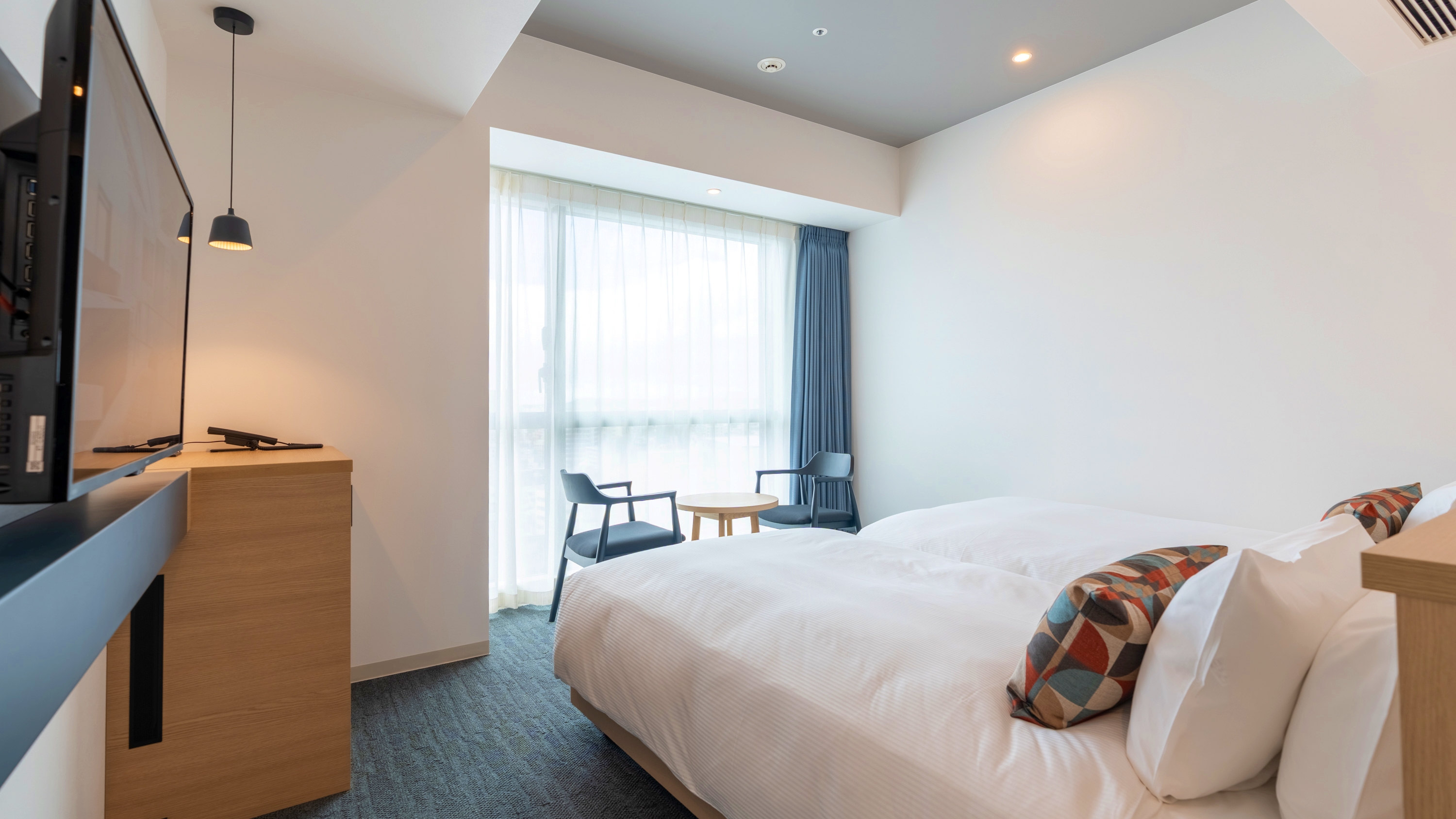 スーペリアツイン／ハイフロア・スカイフロア（一例）※家具などの仕様が異なる場合がございます