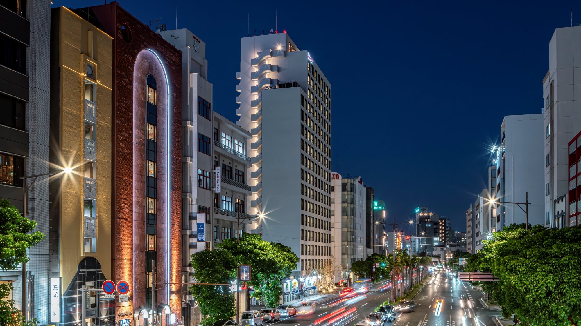 国道58号線沿いの好立地