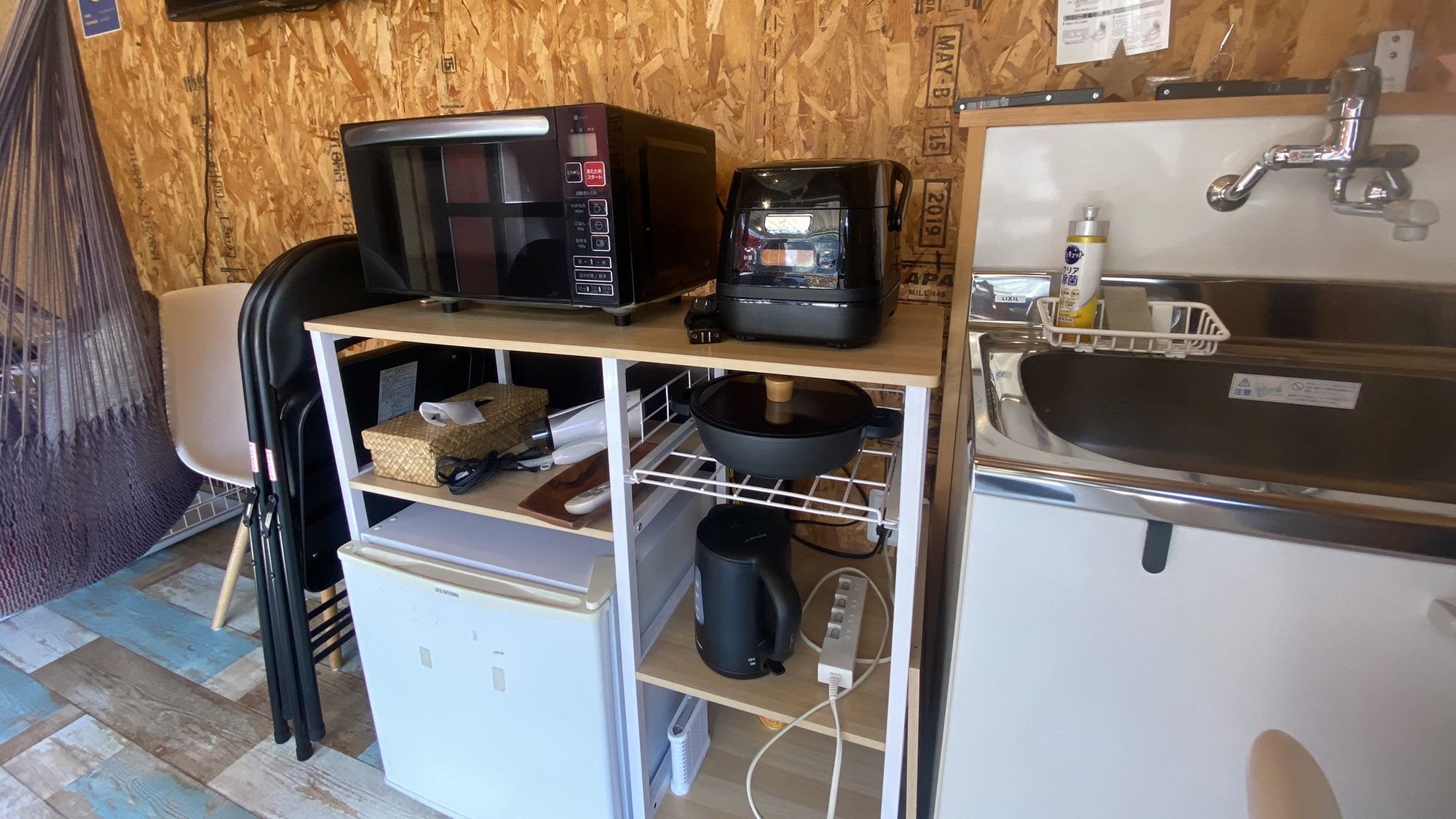 ・【キッチン】手軽に自炊！調理家電完備で快適ステイ