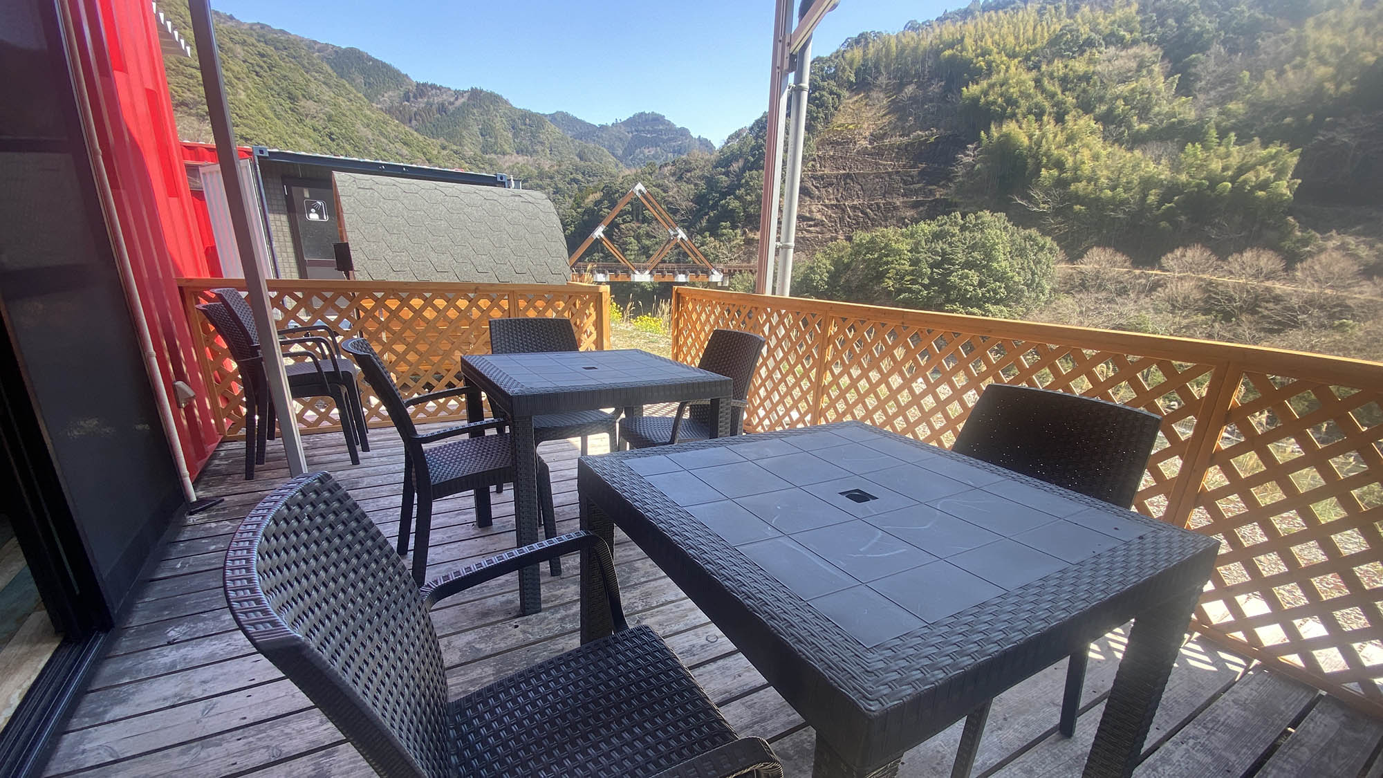 ・【テラス】絶景テラスでBBQ！サウナ後の至福