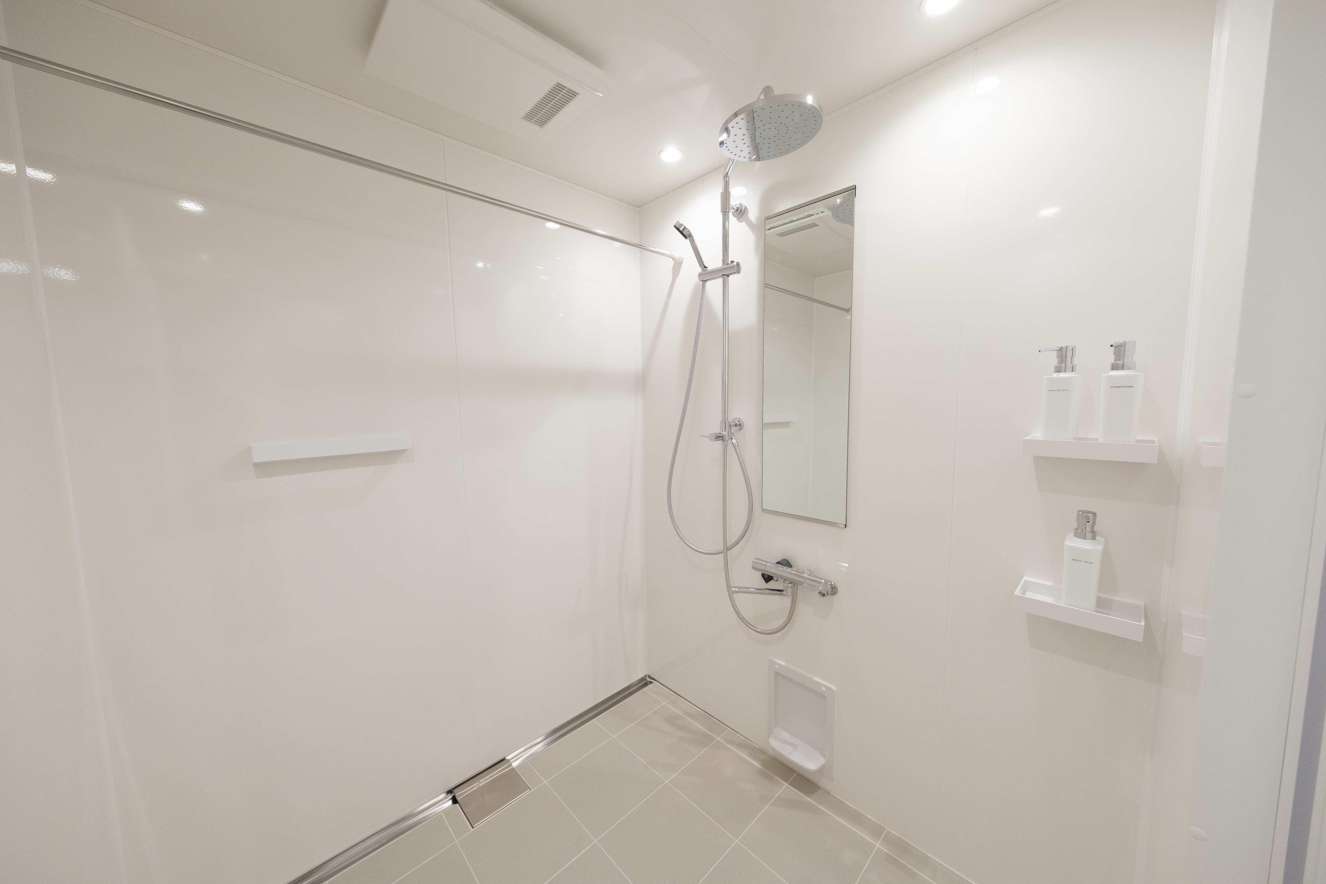 201花の間(浴室)