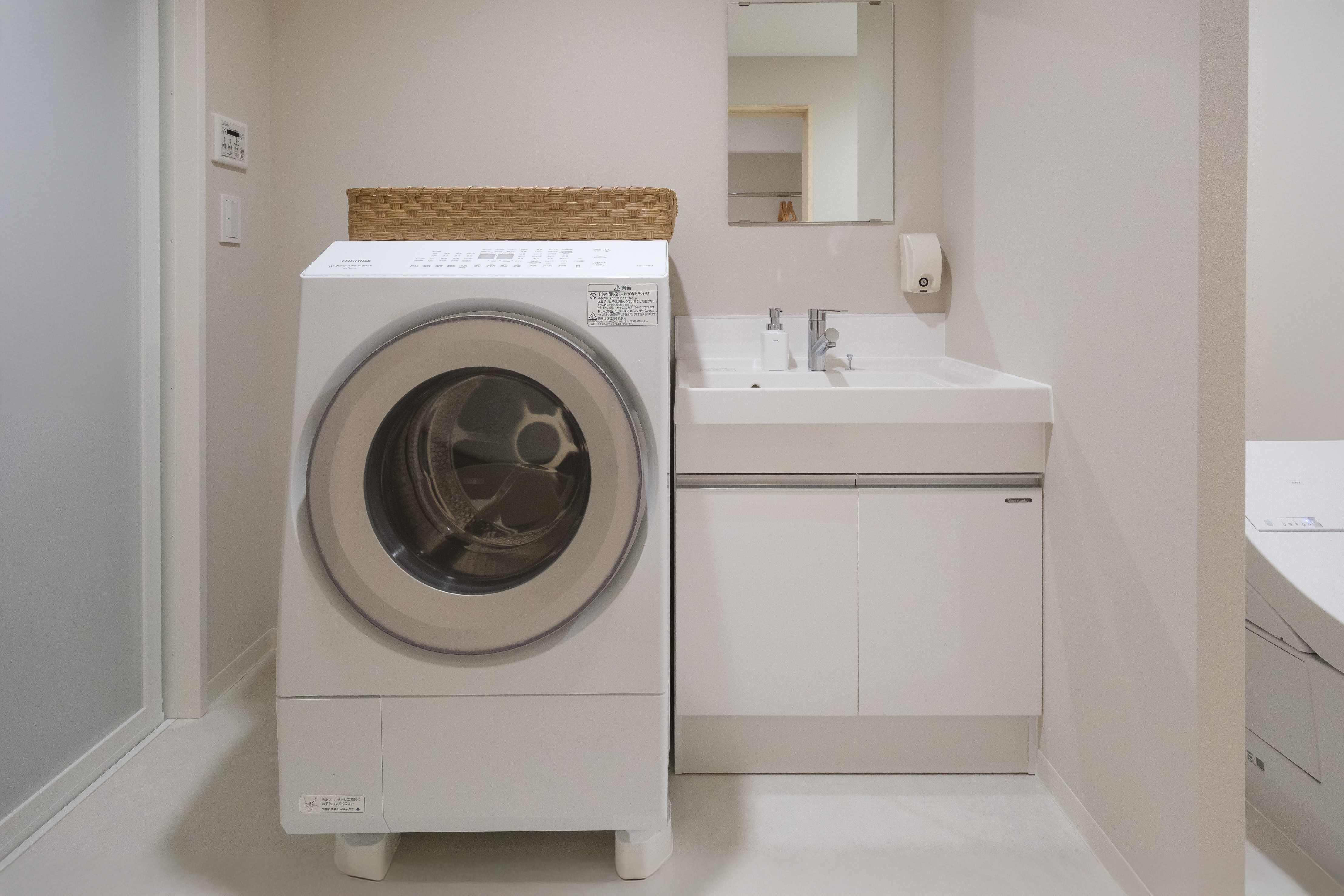 201花の間(洗面所)