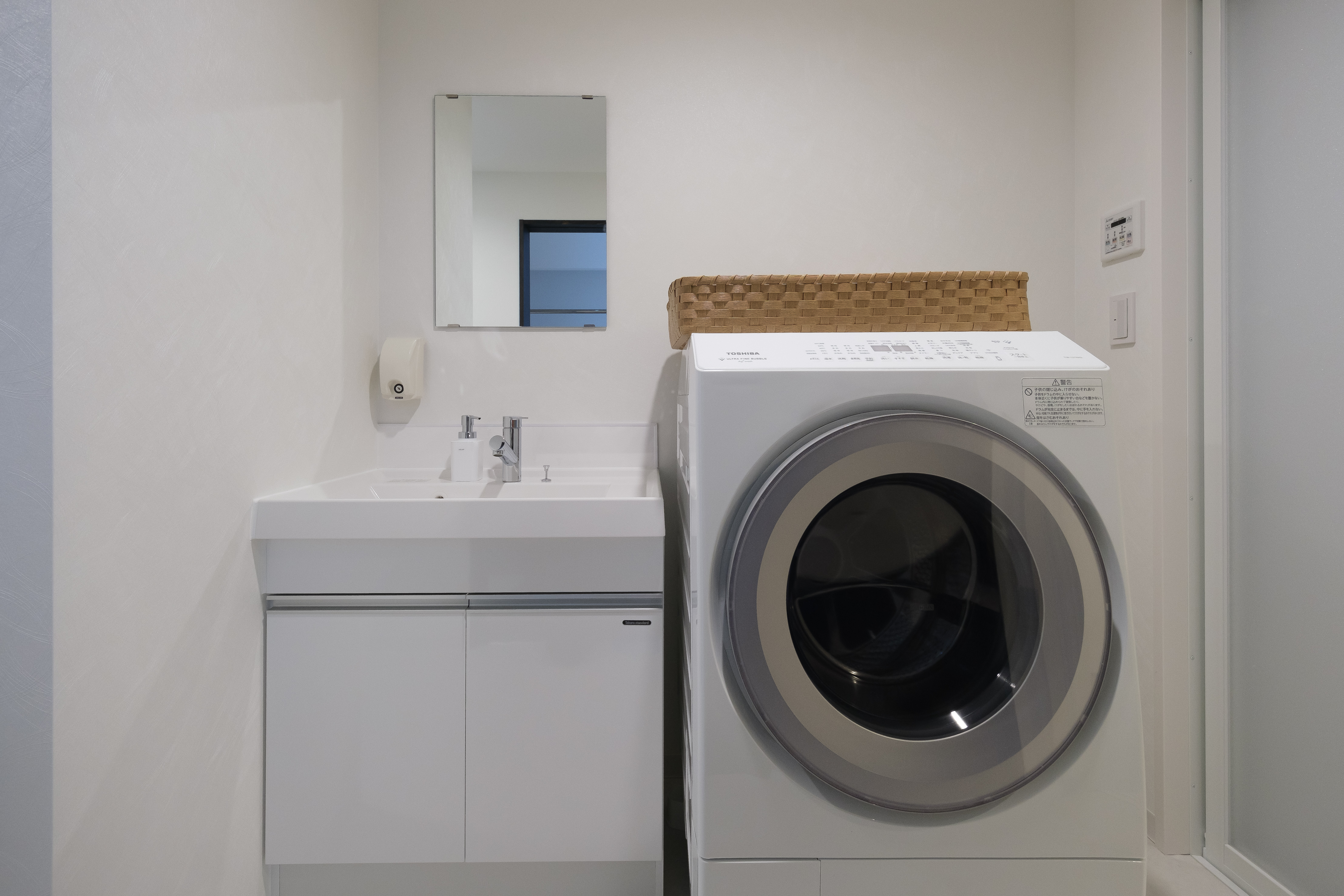 203風の間(洗面所)