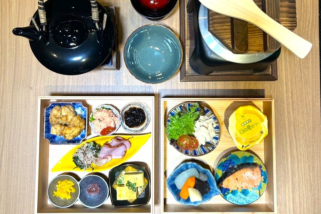 【朝食付きプラン】夕食は宮崎市内で！朝食はｔ２５名物「朝おせち」を堪能