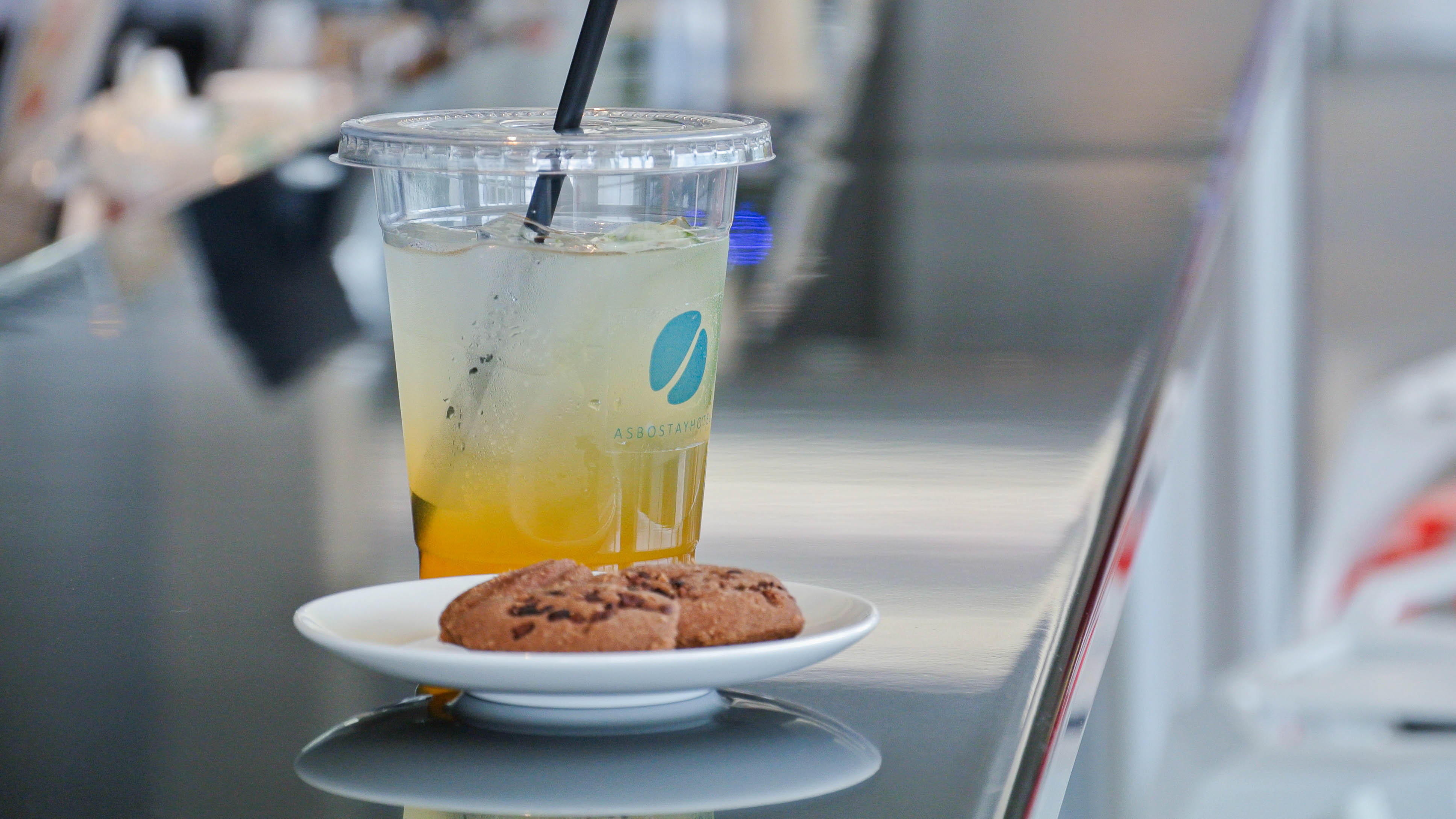 ホテルのオリジナルドリンクも販売