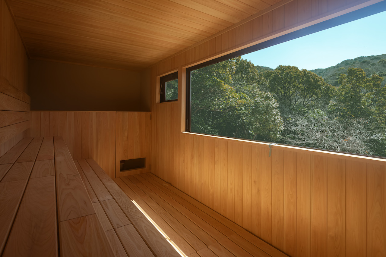 サウナ