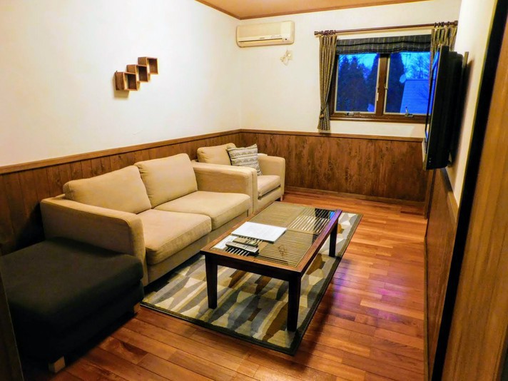 【和洋室】リビングルーム