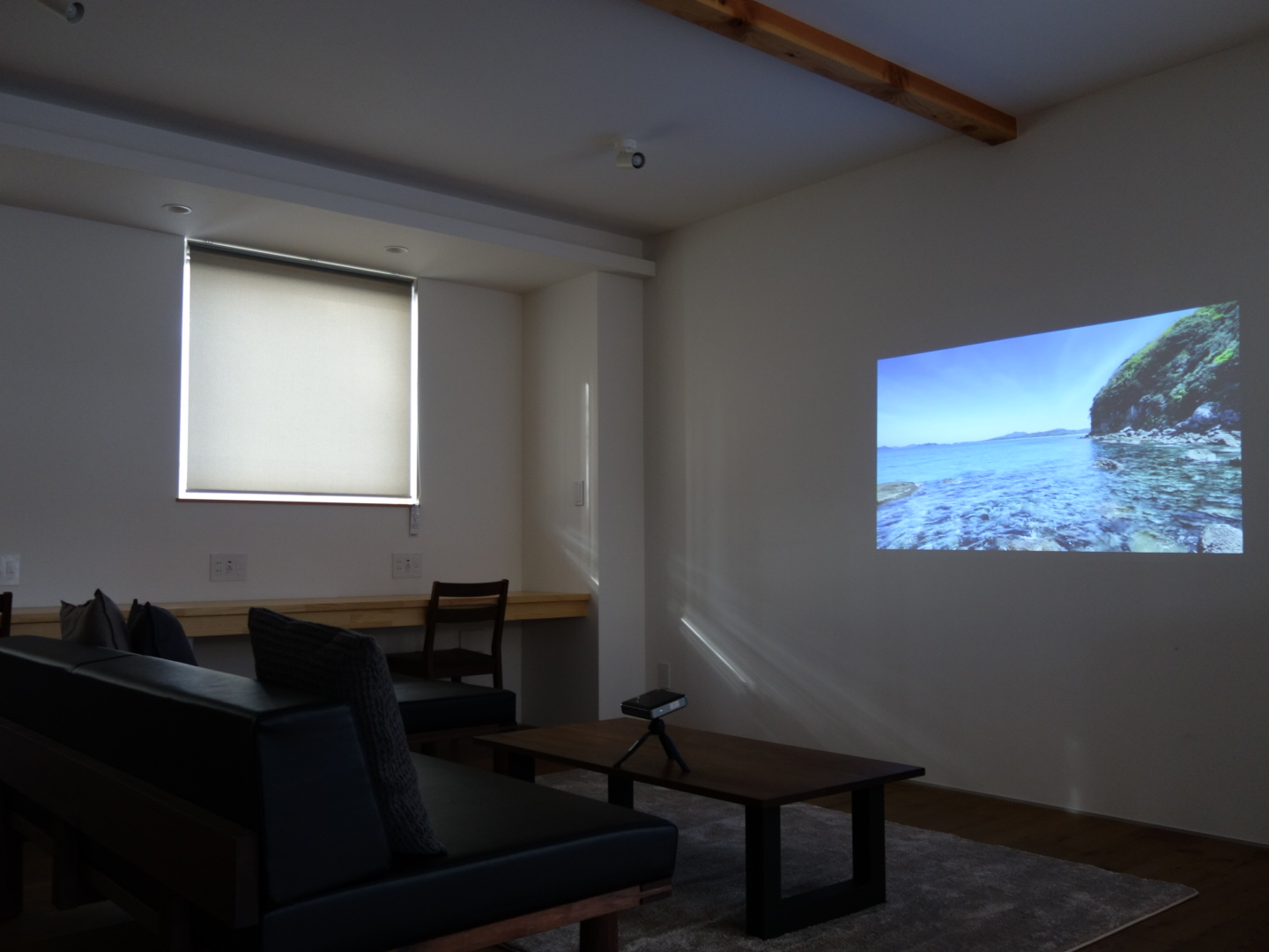 ※Netflix,YouTube,Tver等視聴可。他有料アプリはお客様のアカウントでログインが必要です。