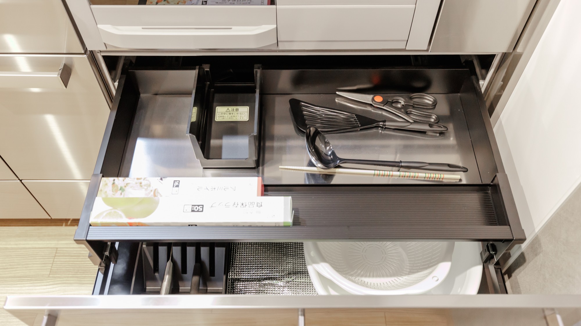 客室設備：キッチン