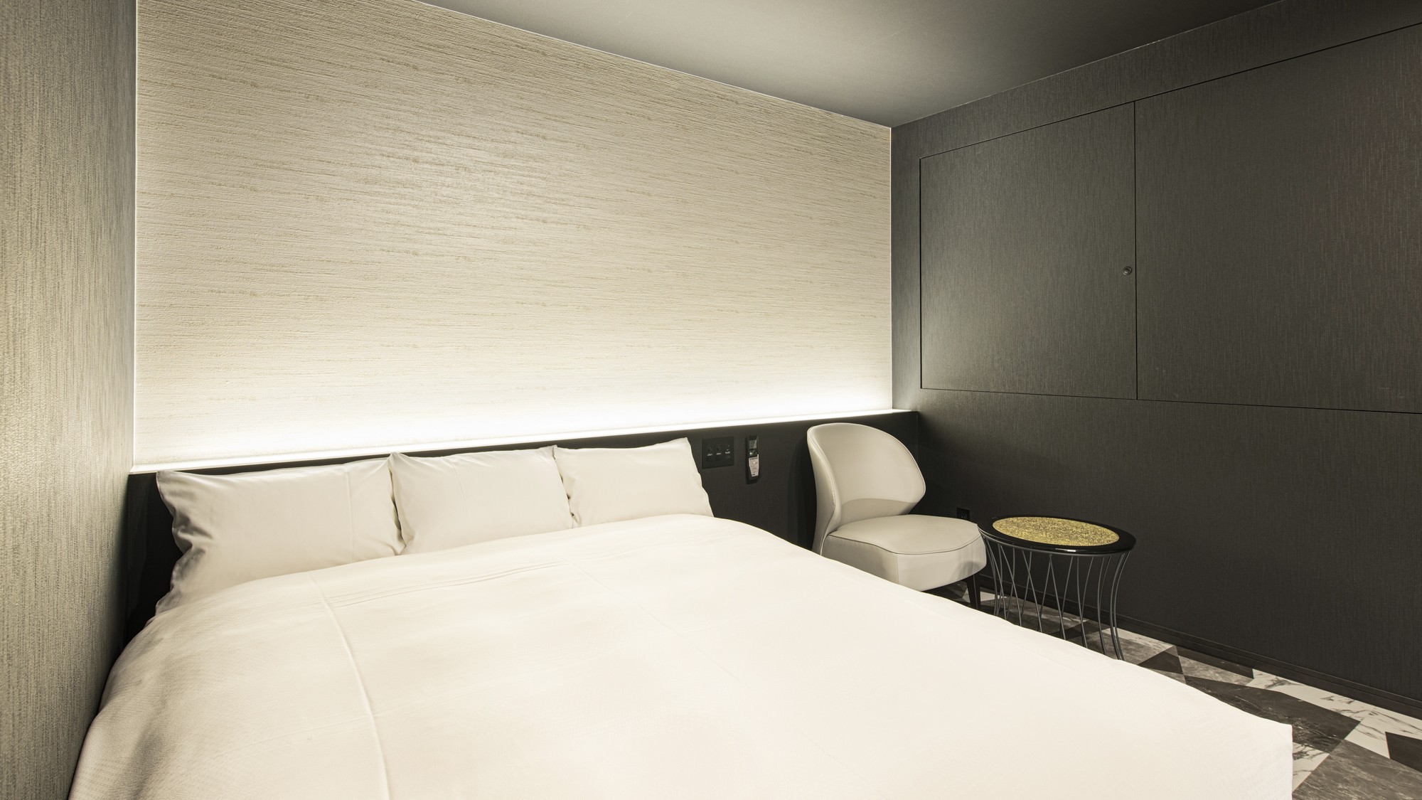 *【クイーンルーム】2024年11月OPEN。快適かつ清潔感のある空間で癒しの滞在を。