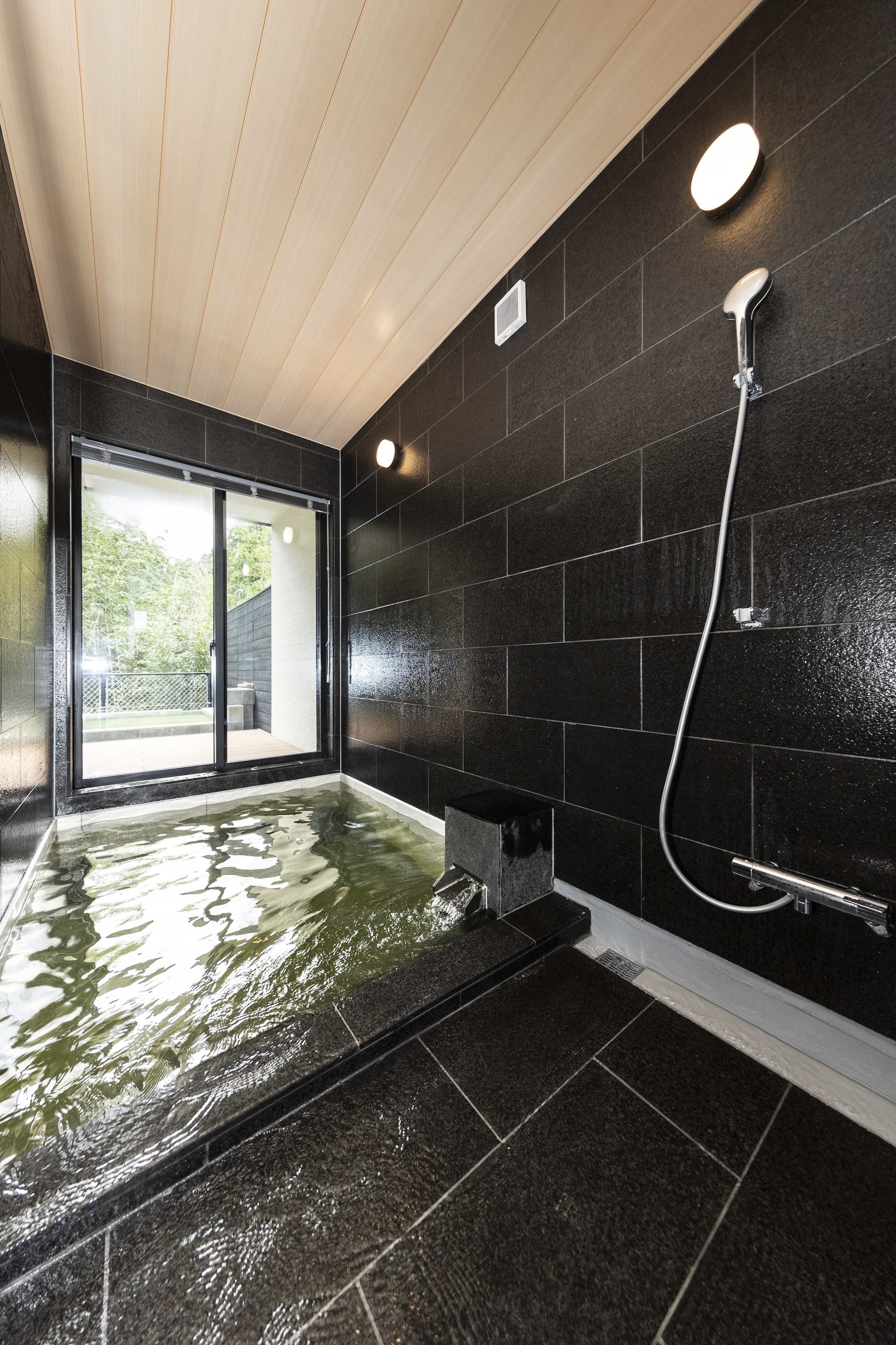 forest bath　温泉