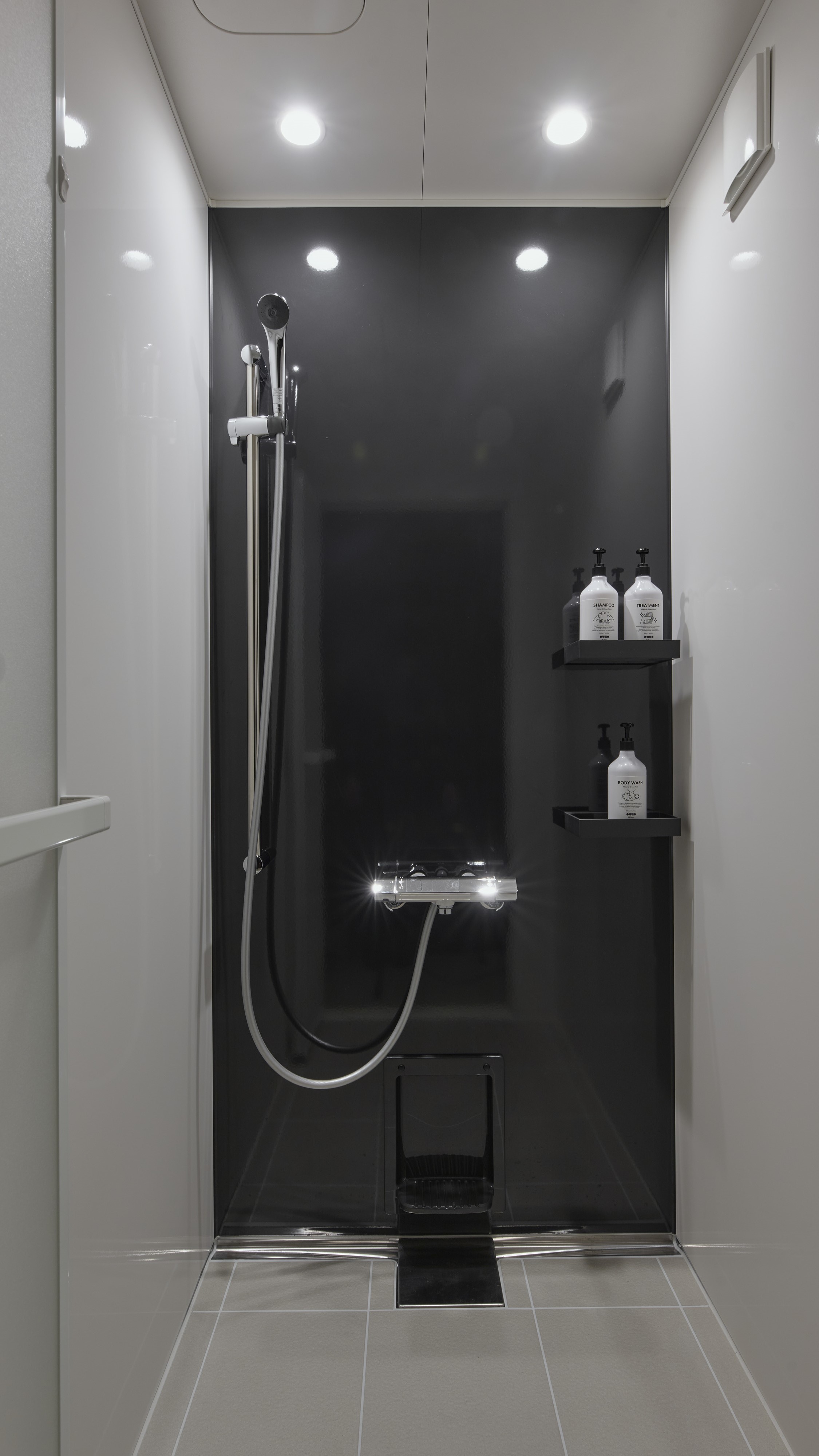 301 シャワールーム