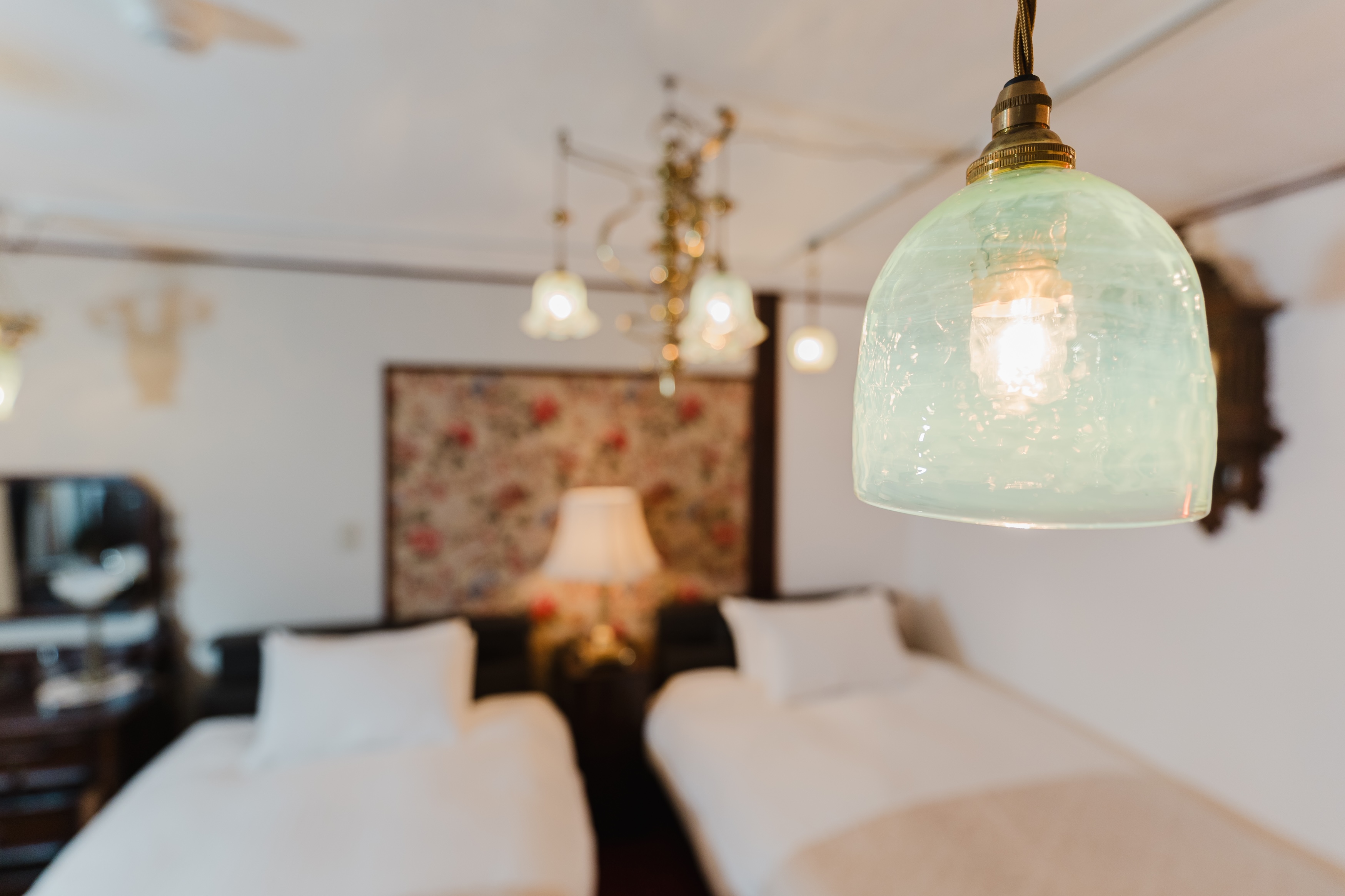 アンティーク調度品