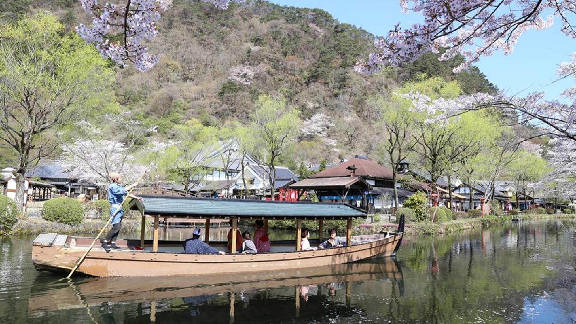【EDO WONDERLAND 日光江戸村】江戸の町を１日散策すれば、様々な物語に出逢えます（一例）