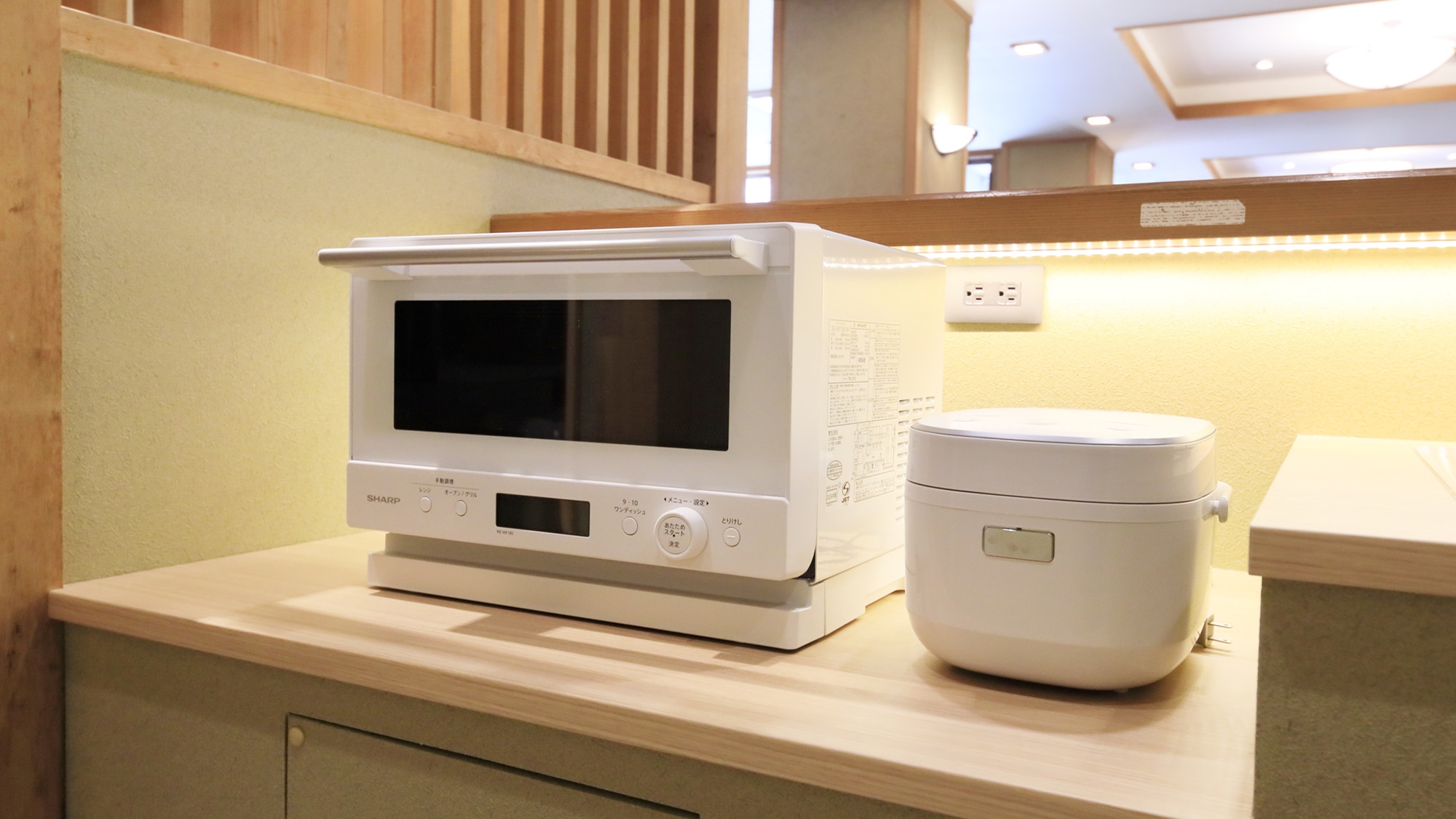 【ドッグキッチン】電子レンジや炊飯器のご用意もございます（一例）