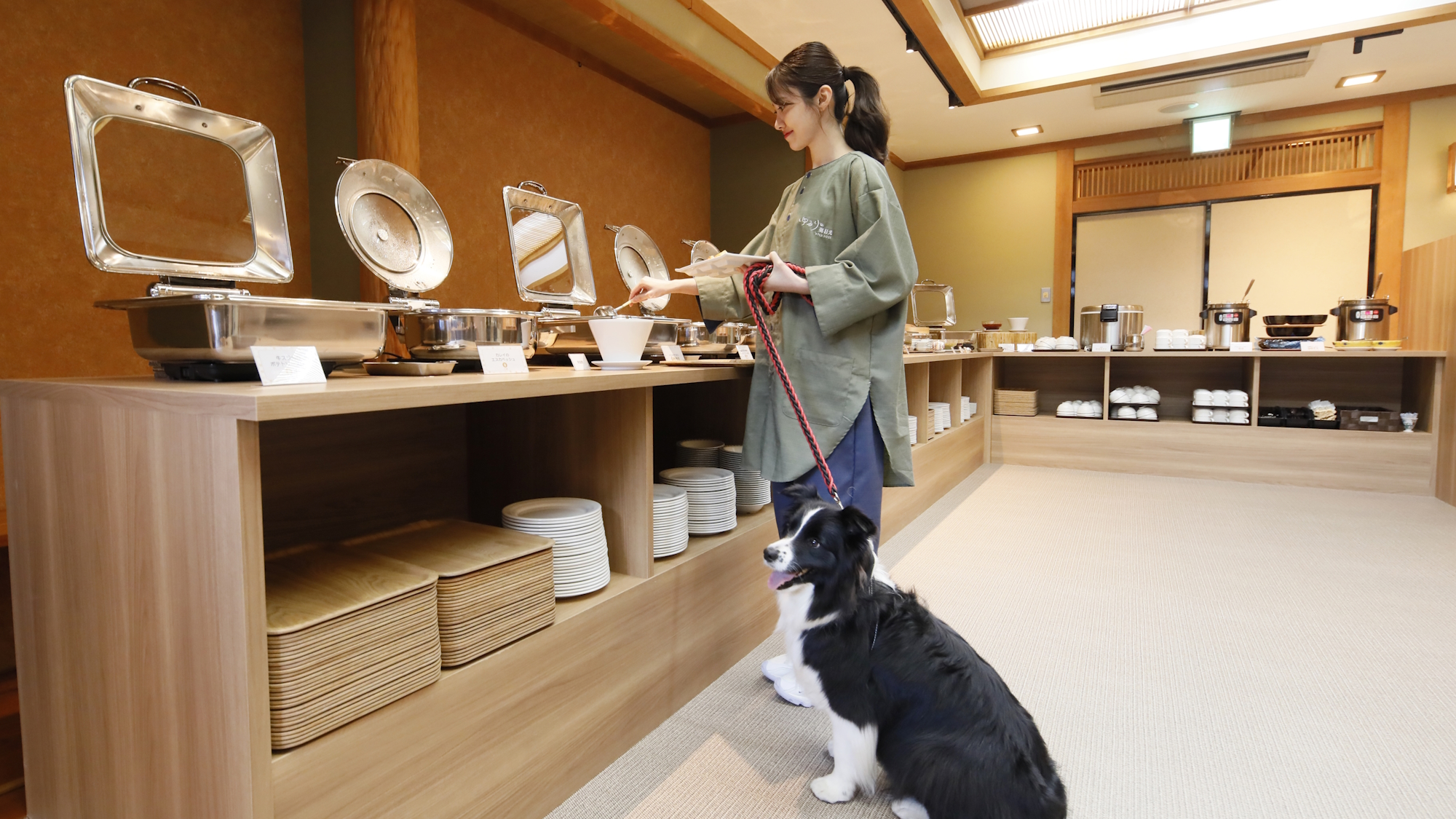 【レストラン】ワンちゃんとご一緒にお食事を楽しめます(一例)