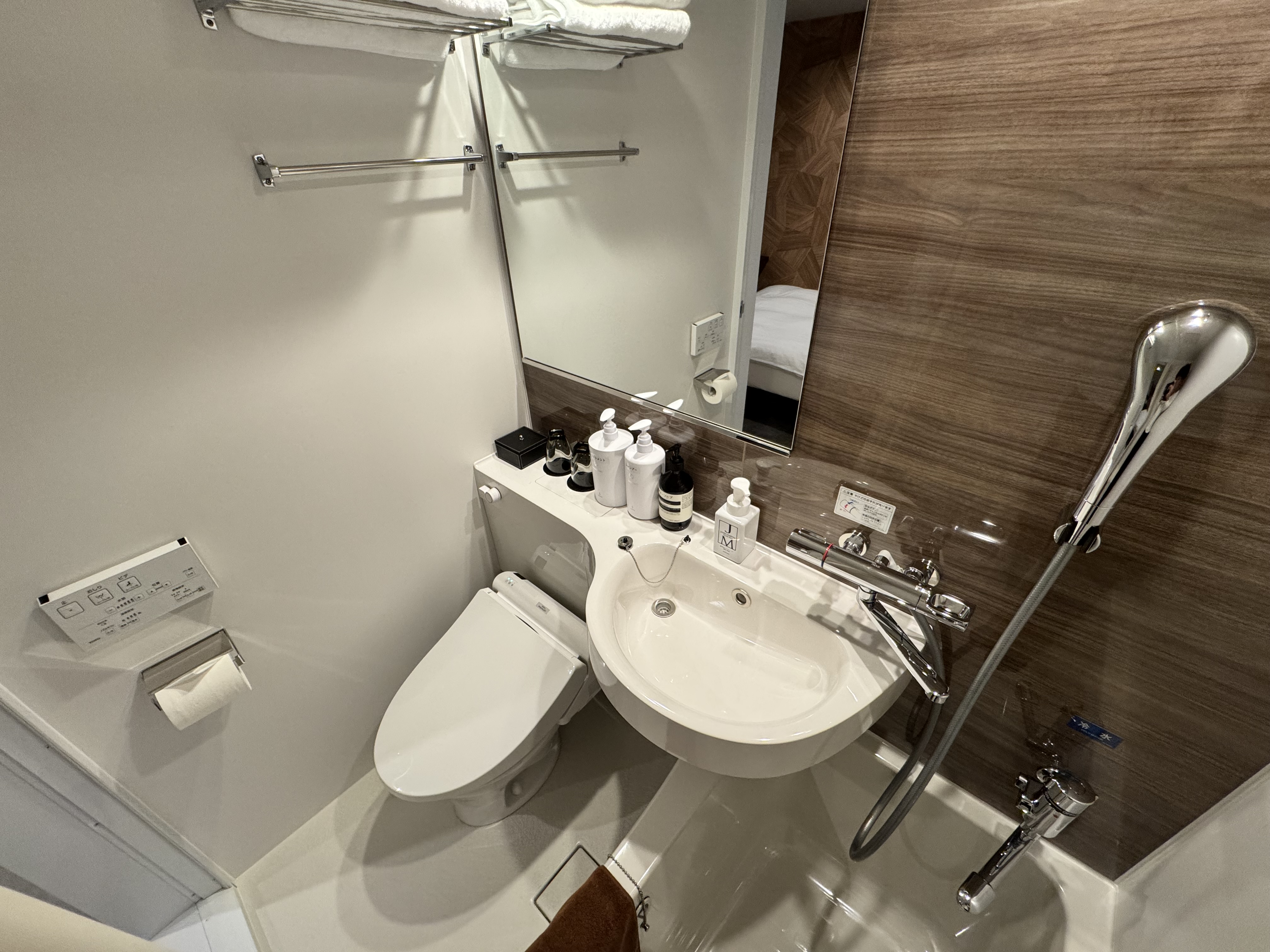 ユニットバス浴室