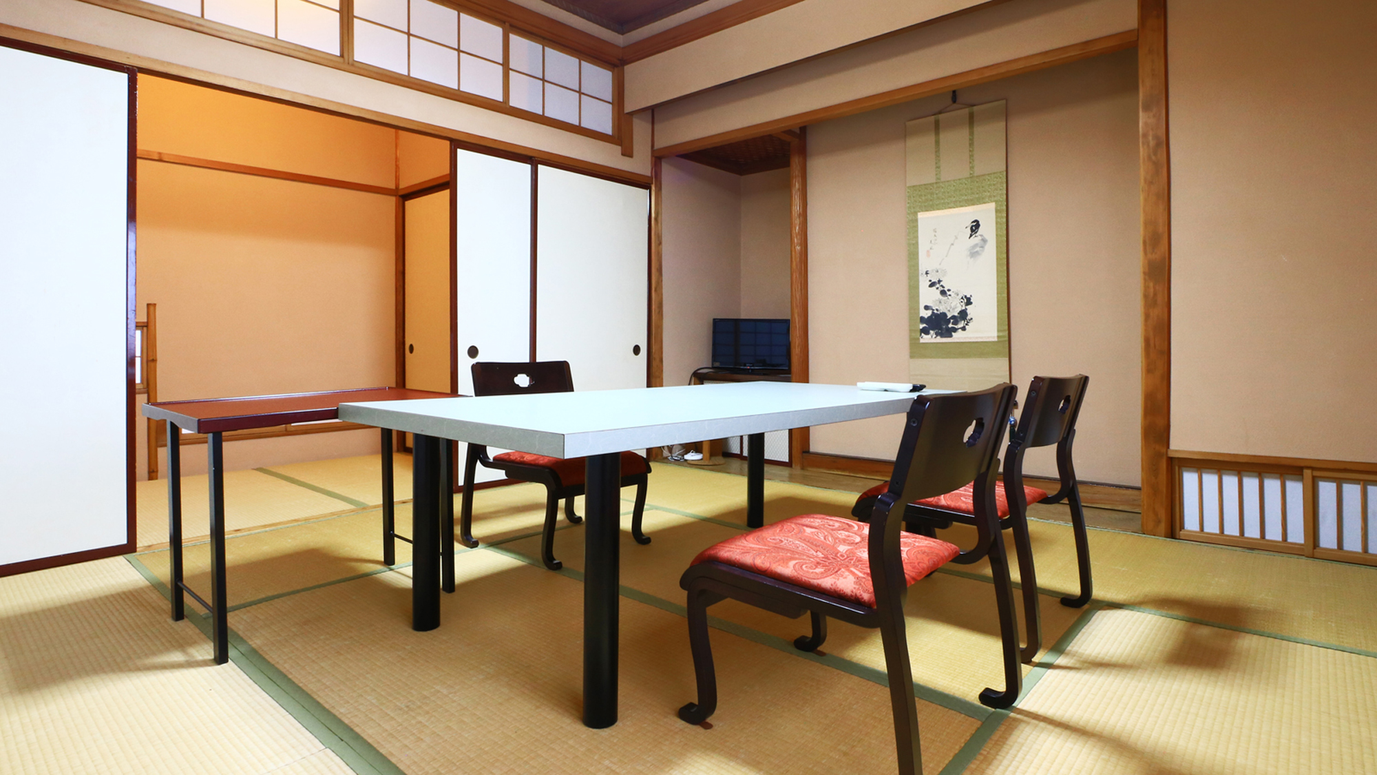 個室食事処◆ 宴会での個室食も可能ですのでご相談ください