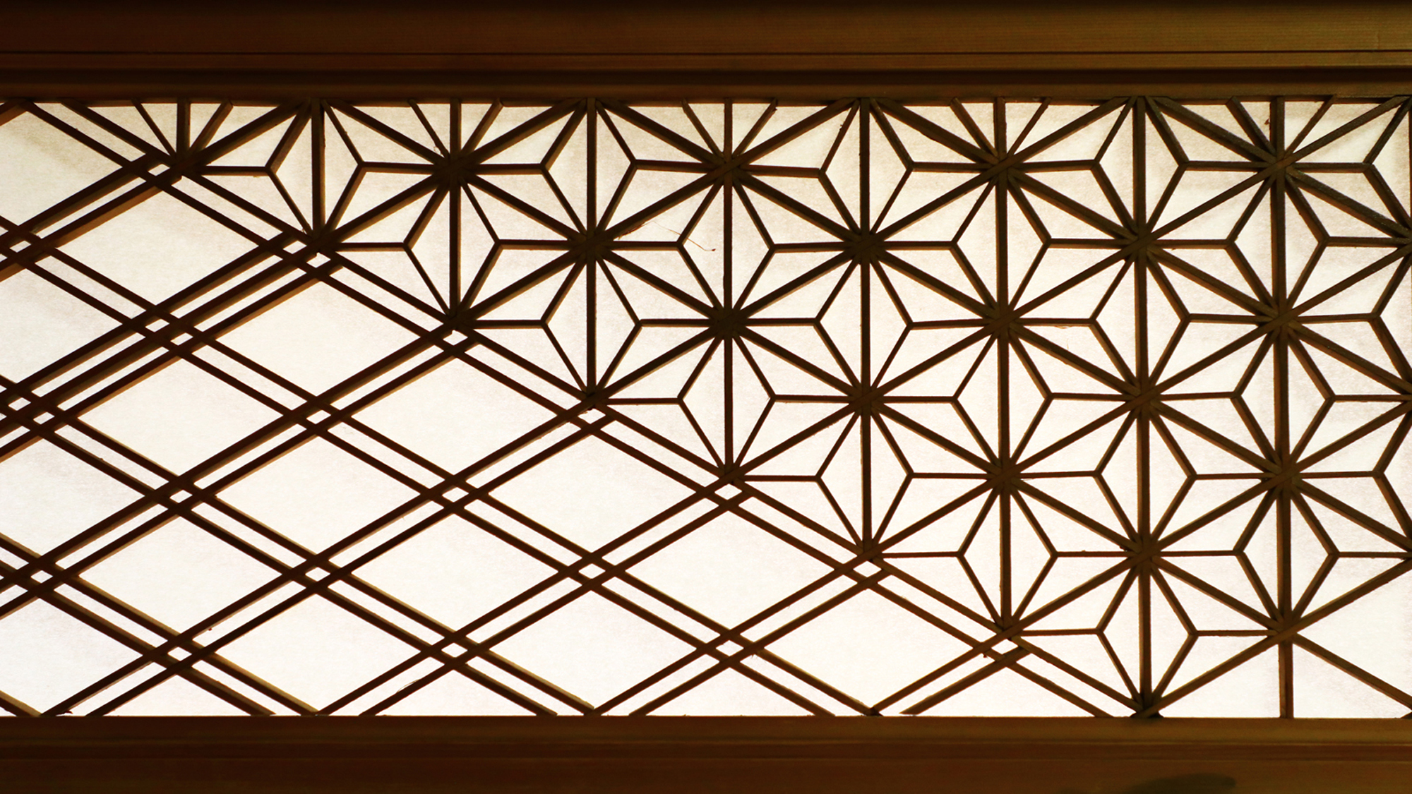 繊細な匠の技が施されています