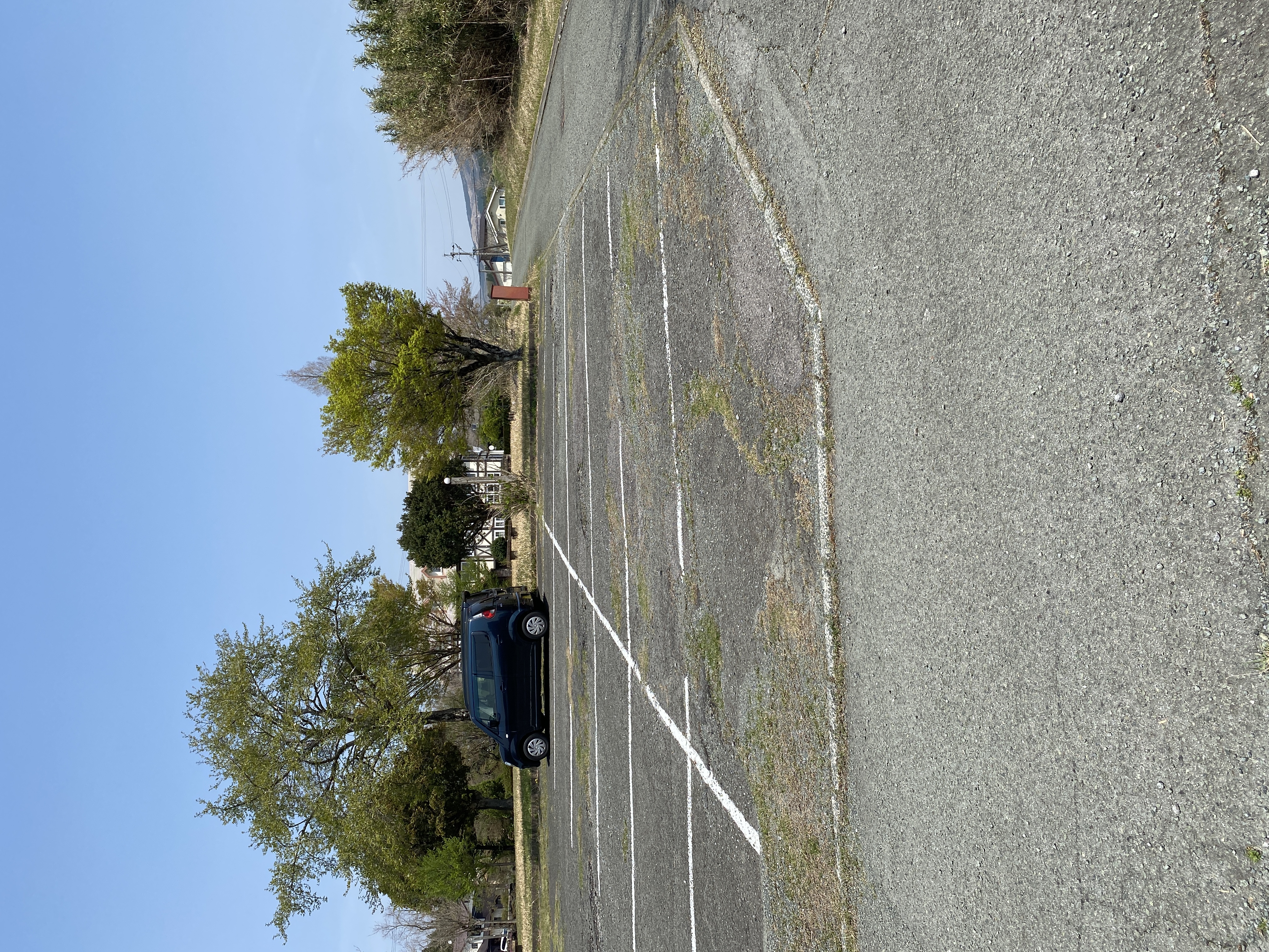 大きな車も広々駐車ができます！