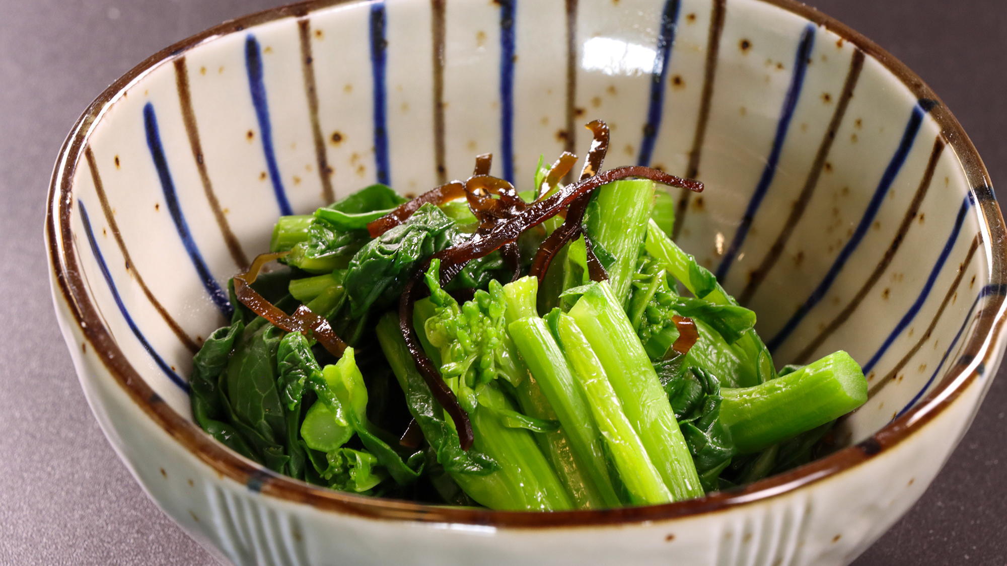 #春夕食　春の香り漂う菜の花を塩昆布でやさしく味付けいたしました