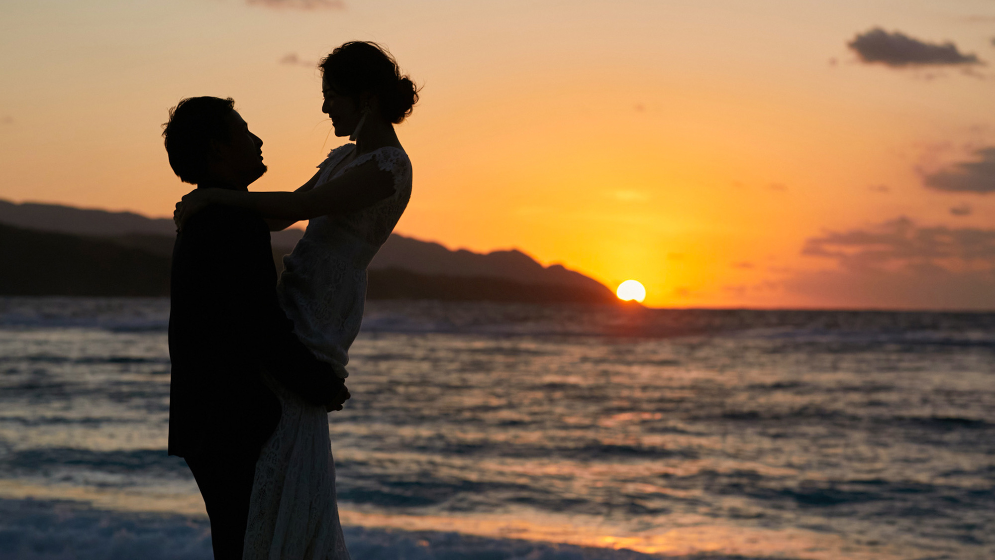 ・【ウエディング】サンセットを望む美しいロケーション