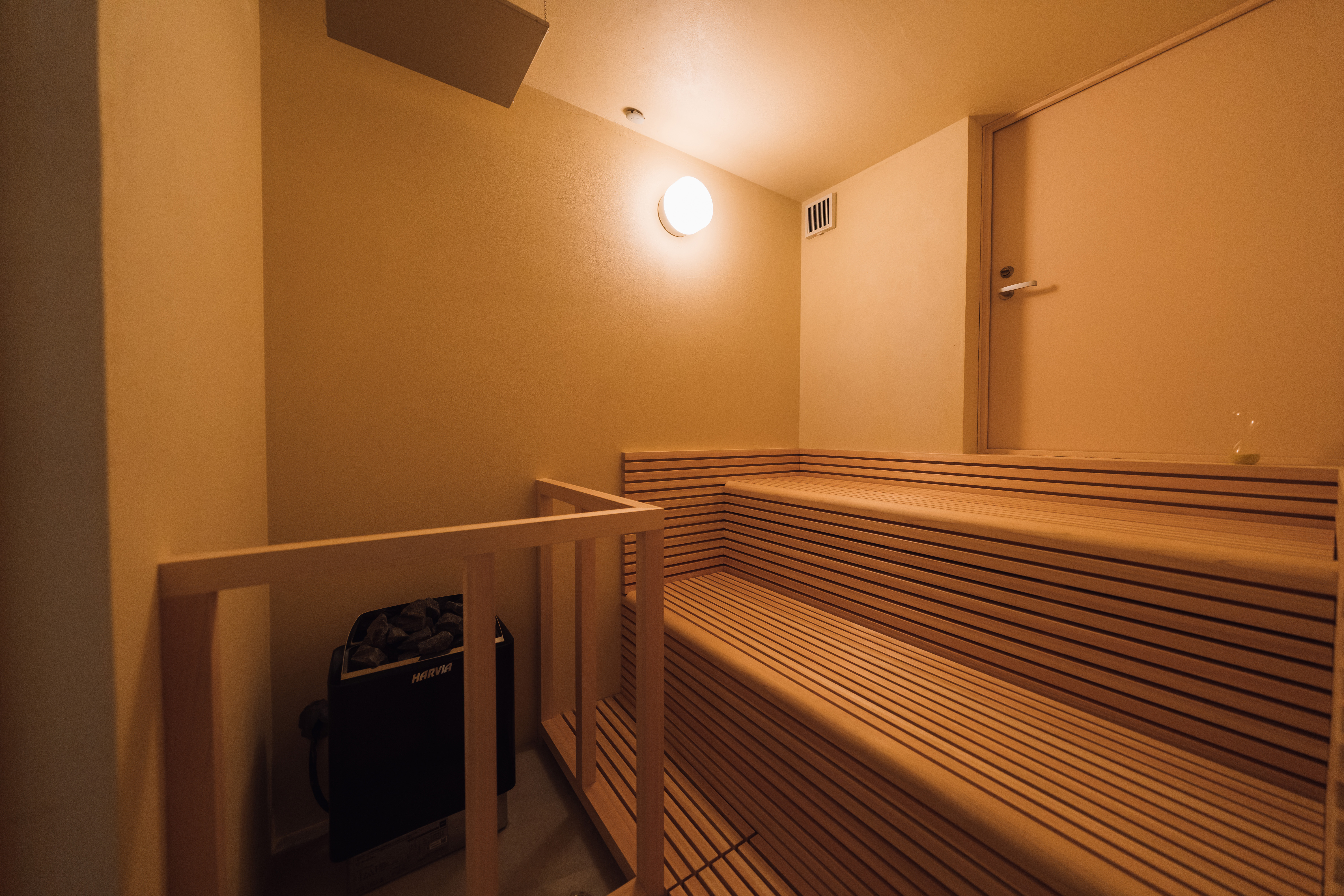 琵琶湖まで1分！サウナと琵琶湖の水風呂、最高のサウナ体験ができる