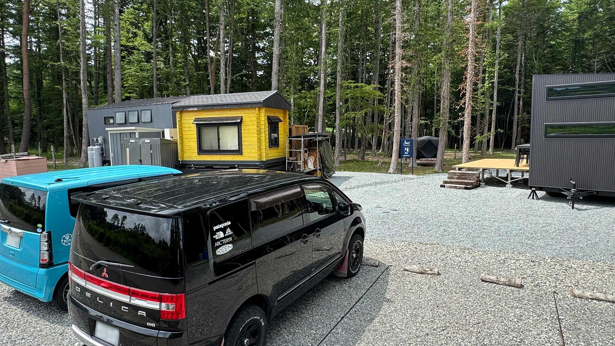 ・【駐車場】施設目の前！雨の日も安心、らくらく駐車場完備。駐車場は要事前予約（有料）