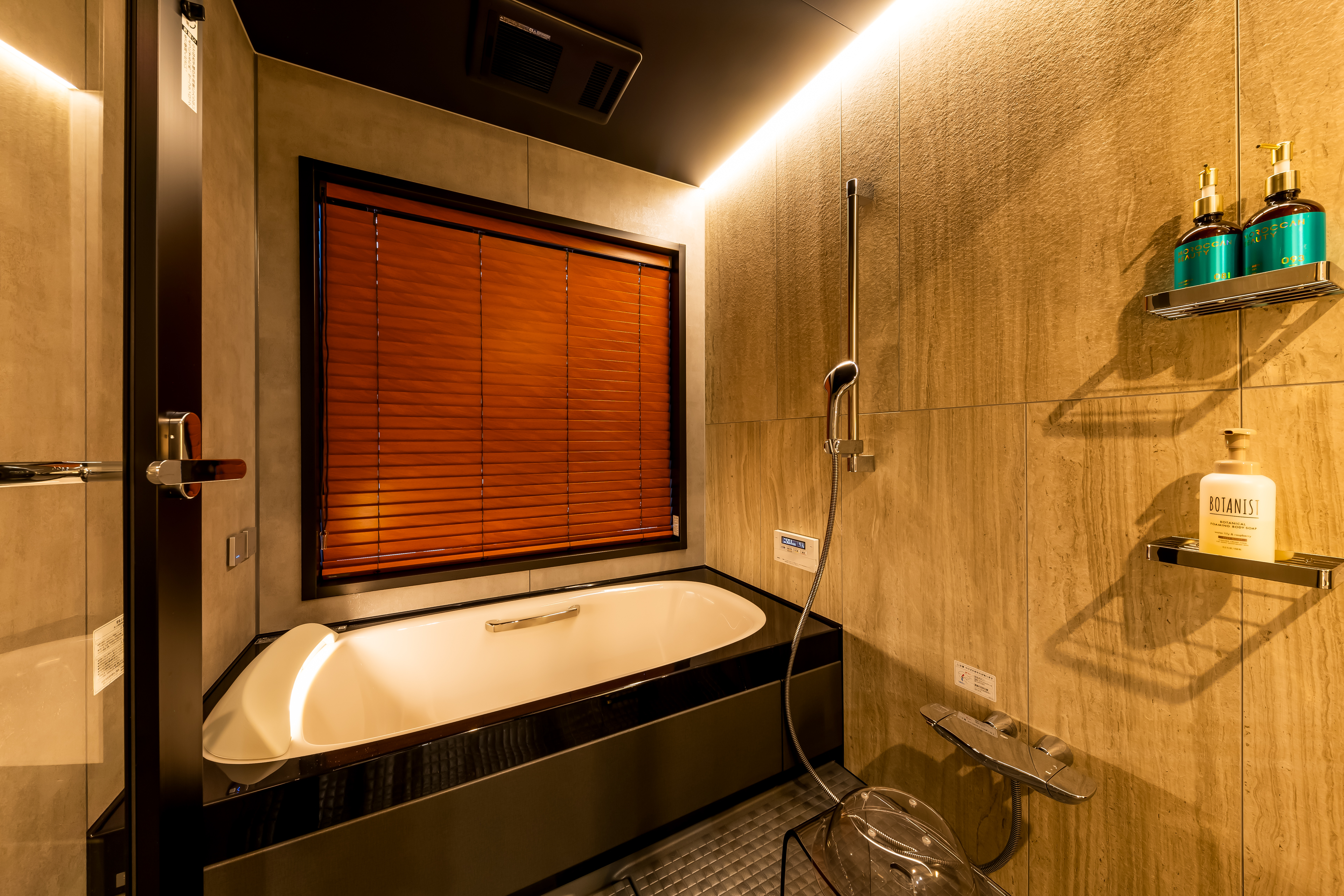 バスルーム（リクシル スパージュ）