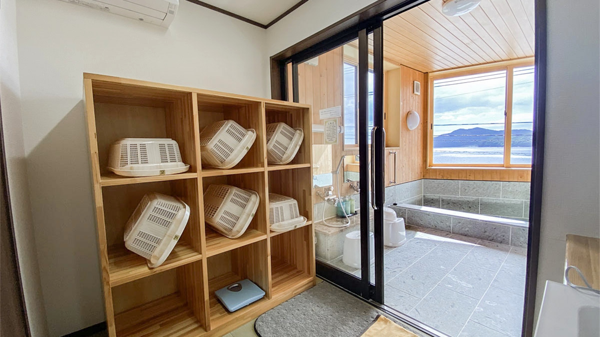 *大浴場/脱衣所