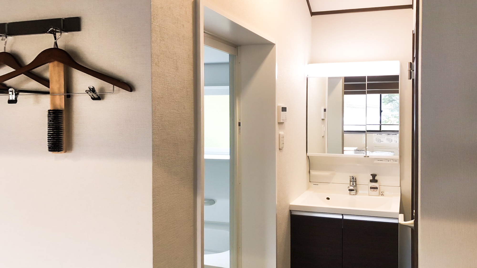 *プレミアム洋室【3】の洗面所