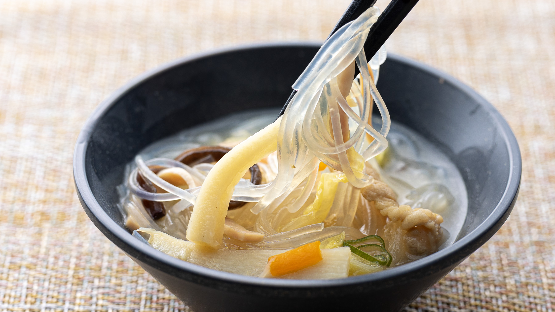 郷土の味で心も満たされます