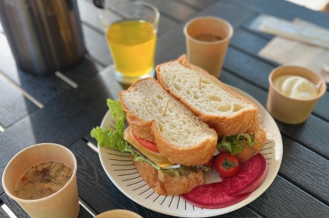 【平日・冬季限定】栃木和牛の豪華懐石お弁当≪1泊2食≫部屋食で手軽にグランピング♪＜温泉割引券付き＞