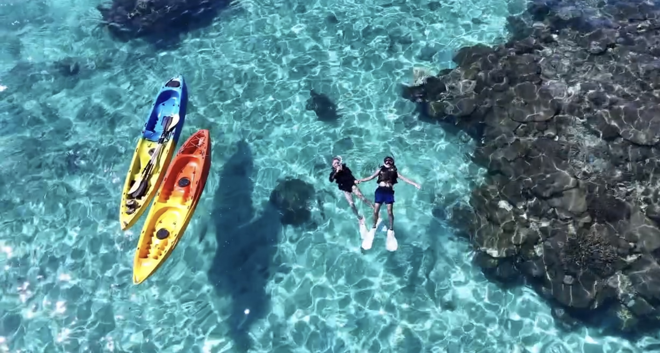 【連泊特典】カヤックで行くシュノーケリングツアー