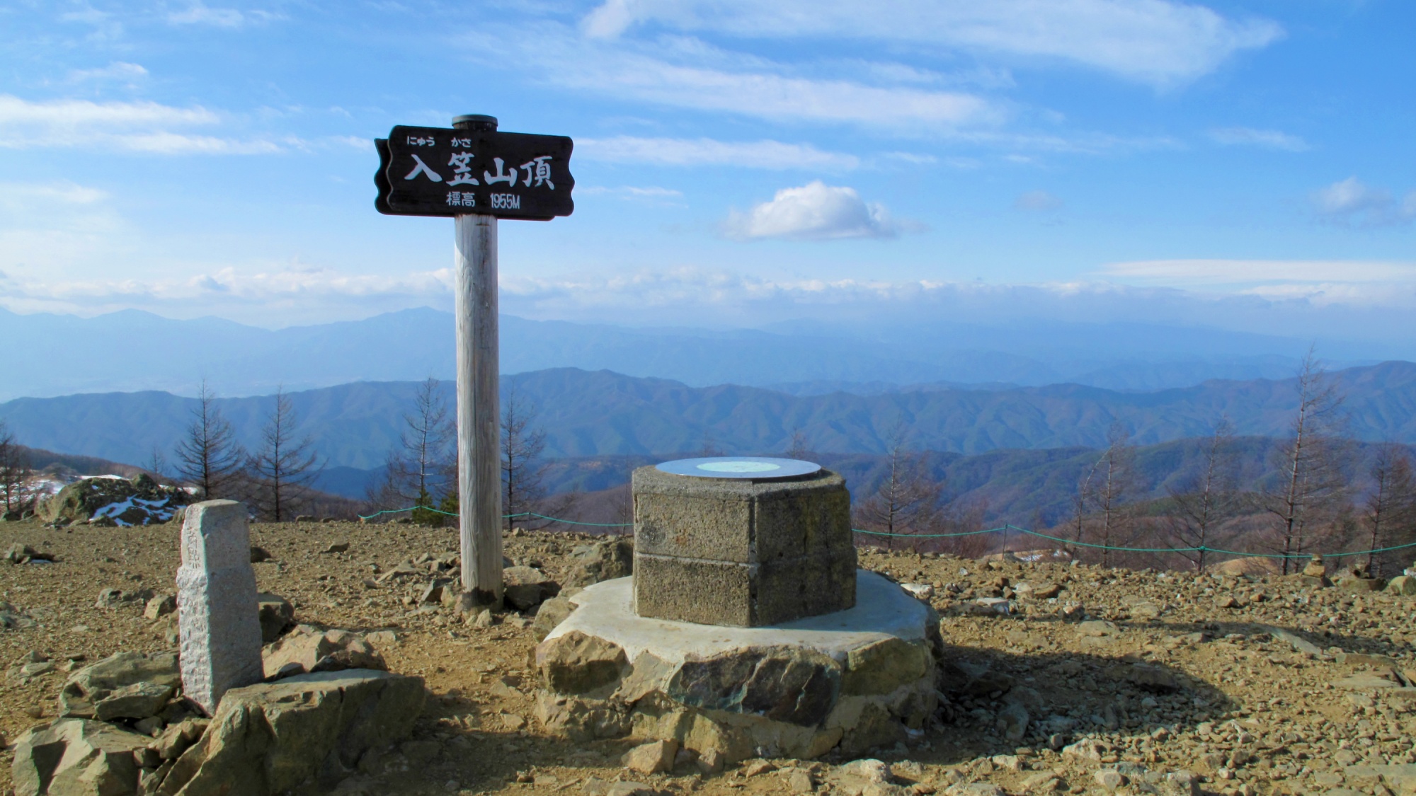 【tourist spot】入笠山山頂からは富士山、南・中央・北アルプスなどを見渡せます。