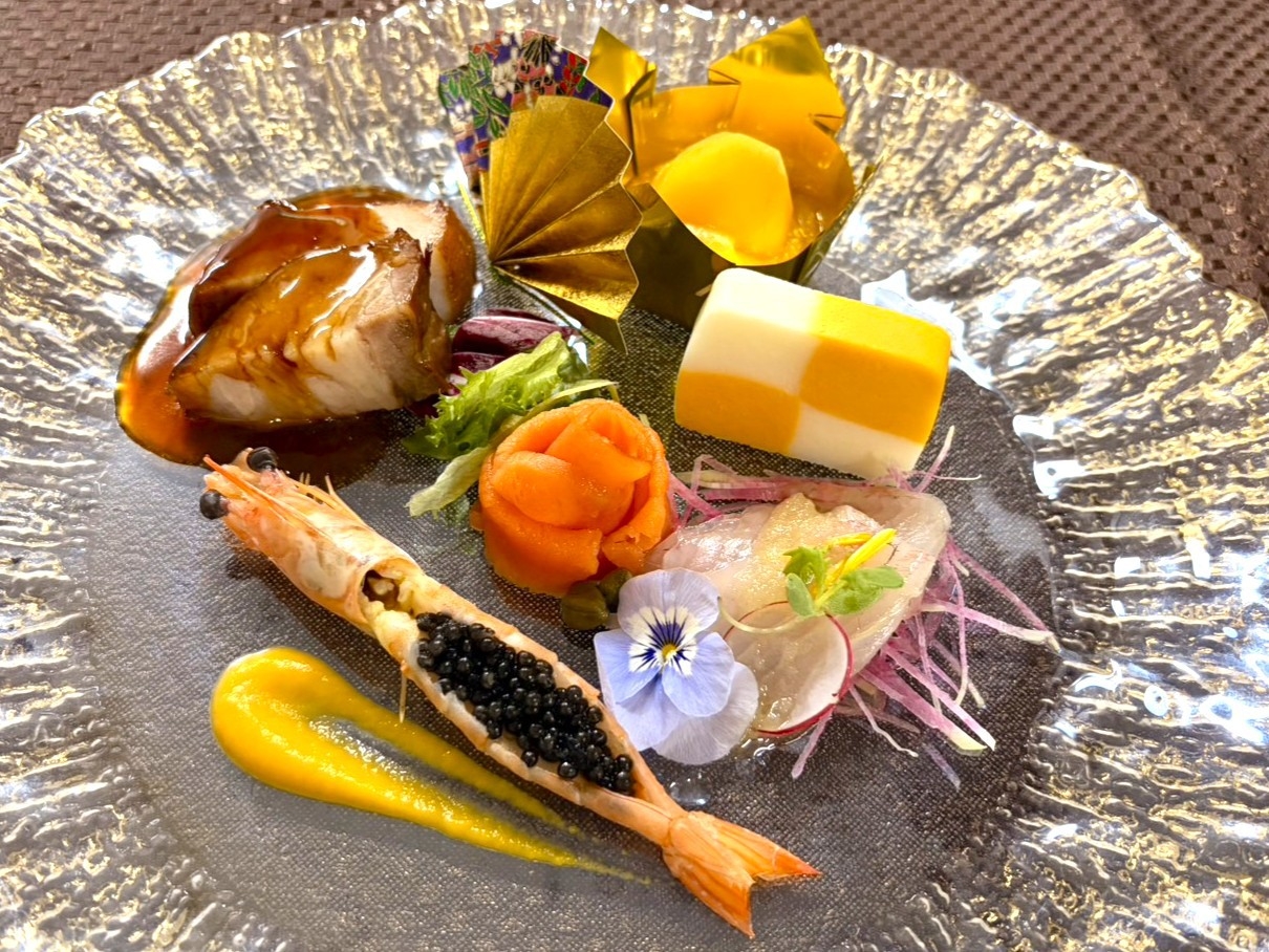 【年末年始／特別　朝・夕食付】〜出水の休日〜厳選素材使用★出水酒造の焼酎付