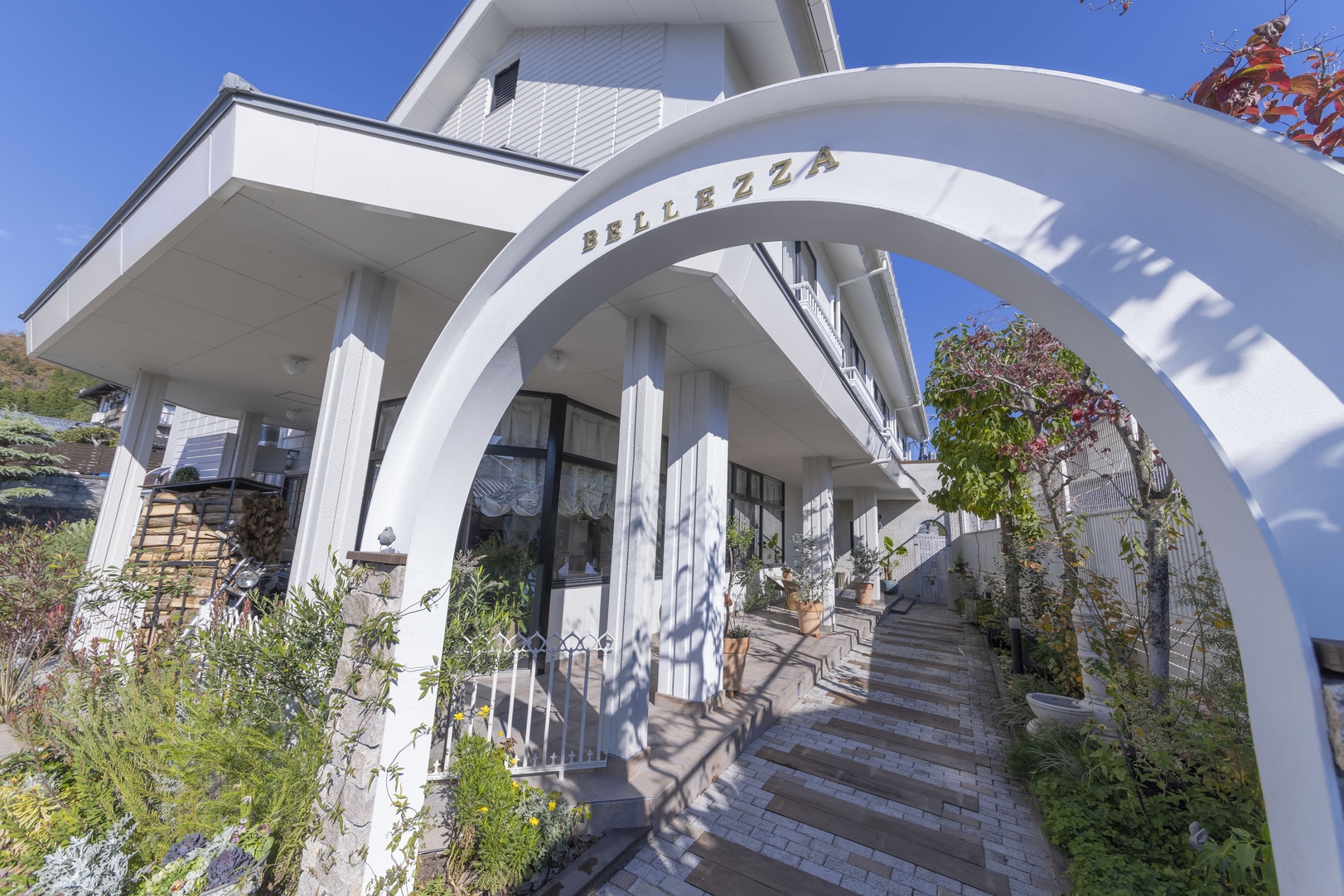 【素泊まり】ラウンジ利用＆貸切温泉（内湯・露天岩風呂）付 ゆったり滞在