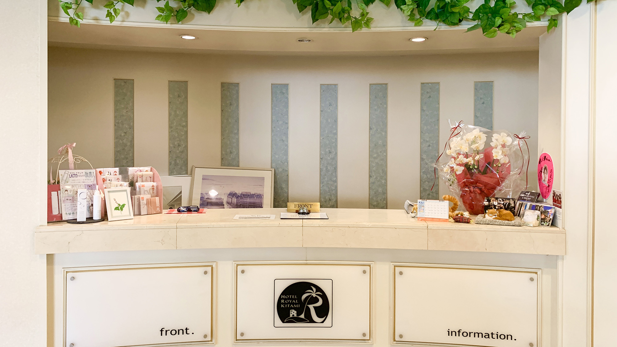 ・【フロント】お客様のお越しをお待ちしております