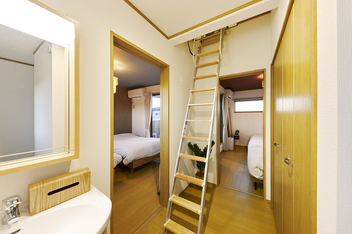 ロフトへの入口