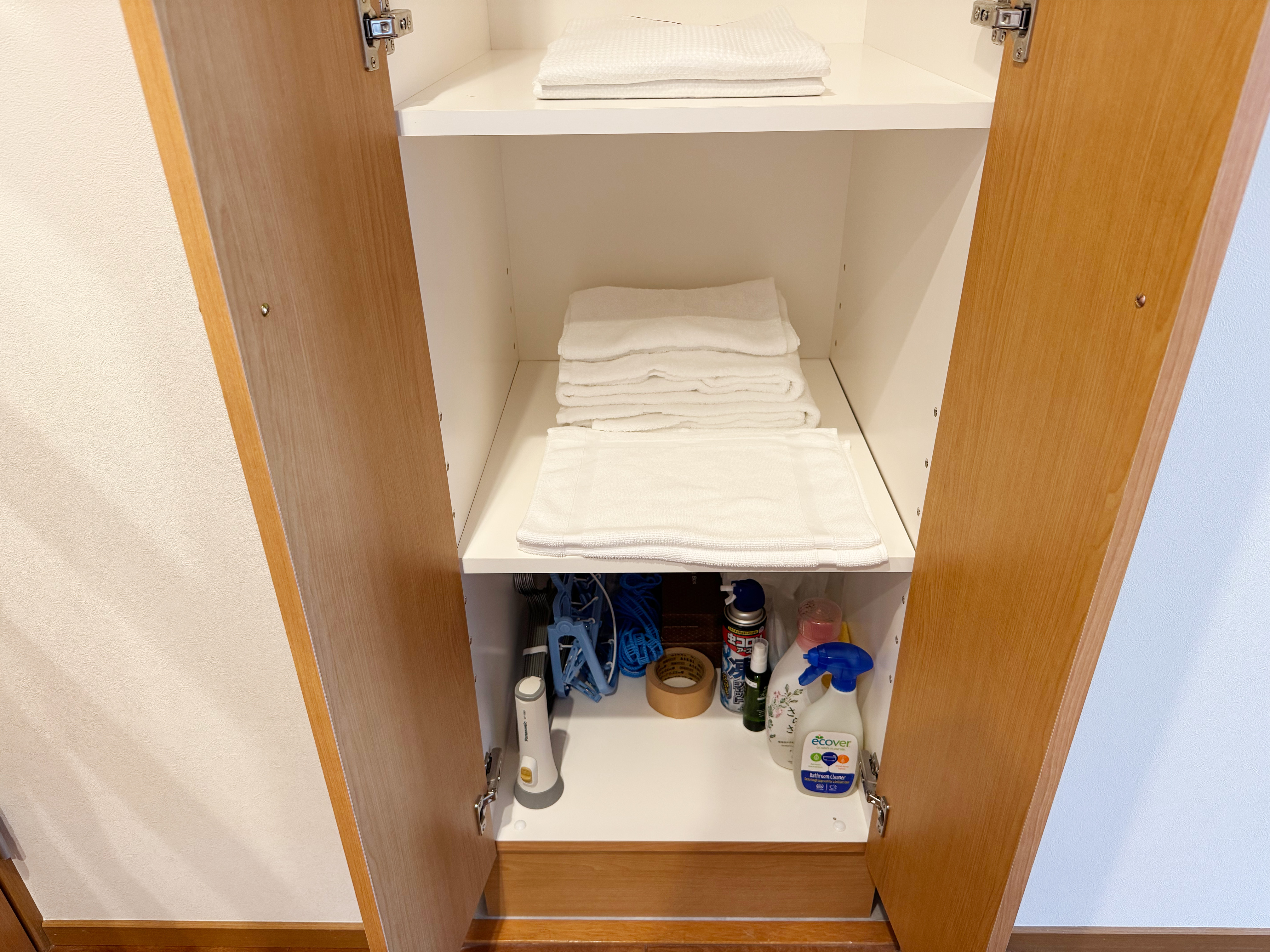 リネン・生活備品の棚