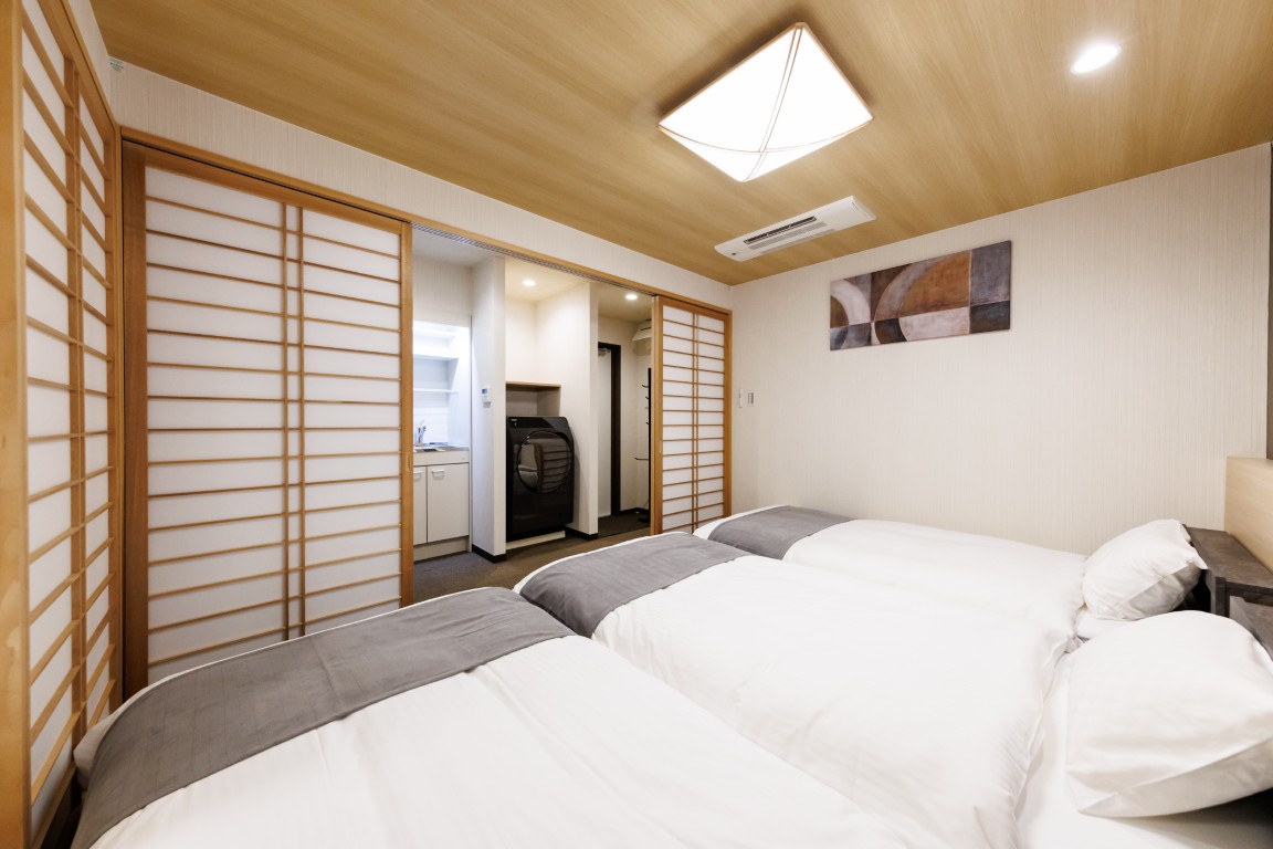 エレベーター側