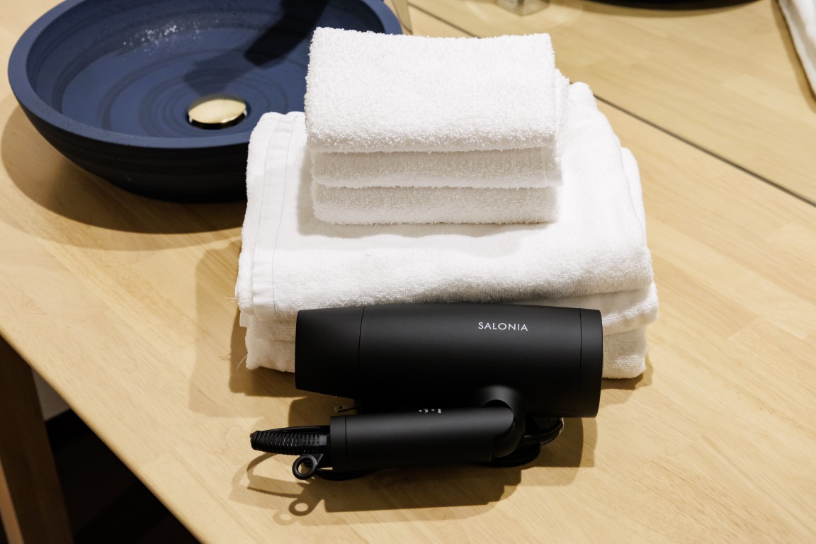 エレベーター側