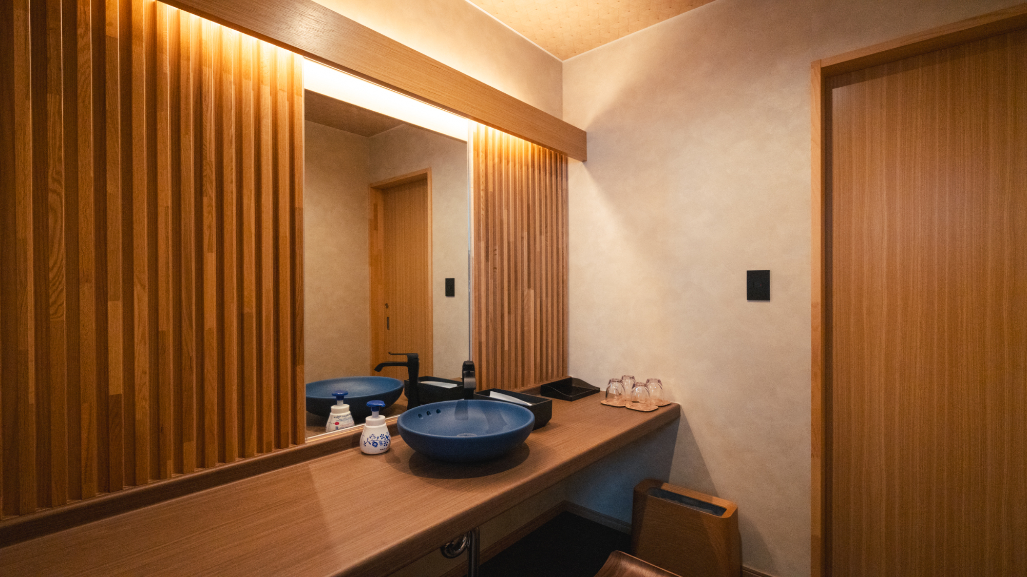 弐の部屋（2階）