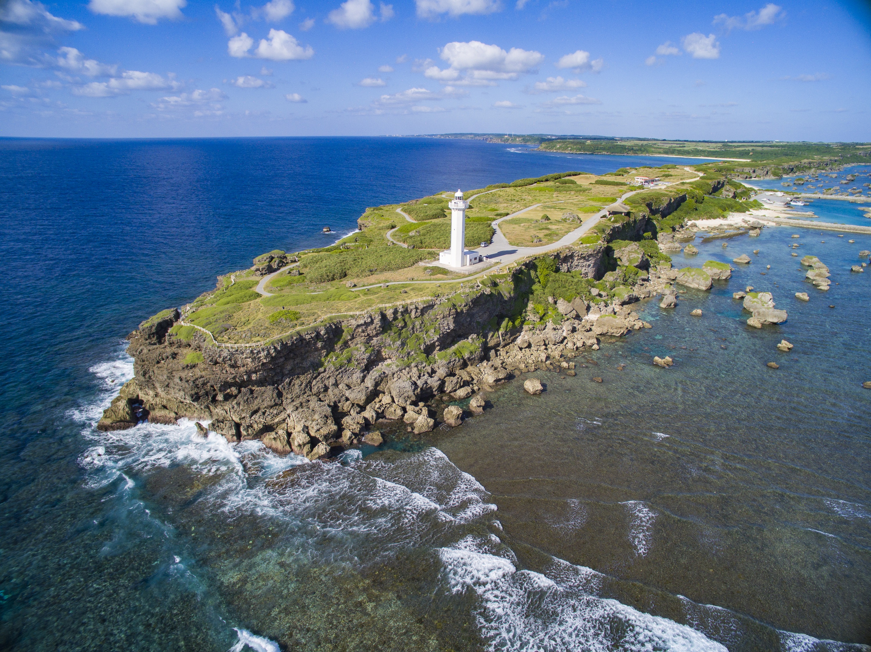 【東平安名崎】