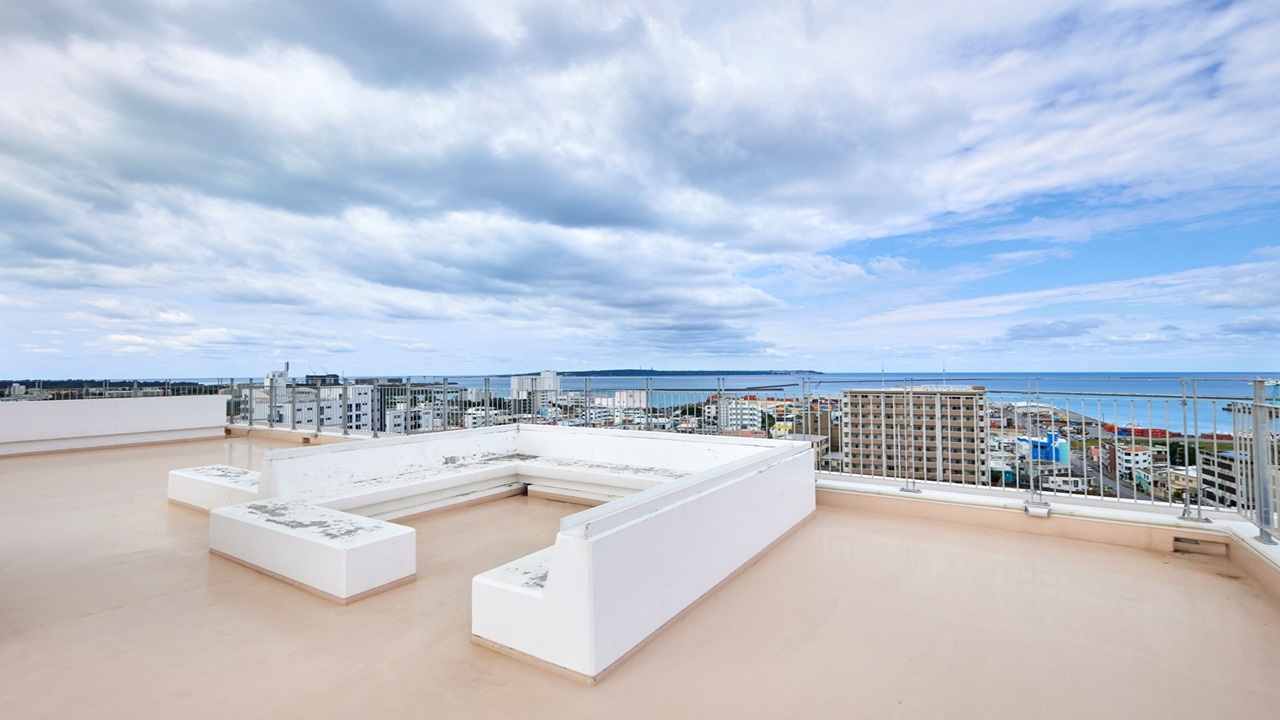 【ルーフトップテラス】