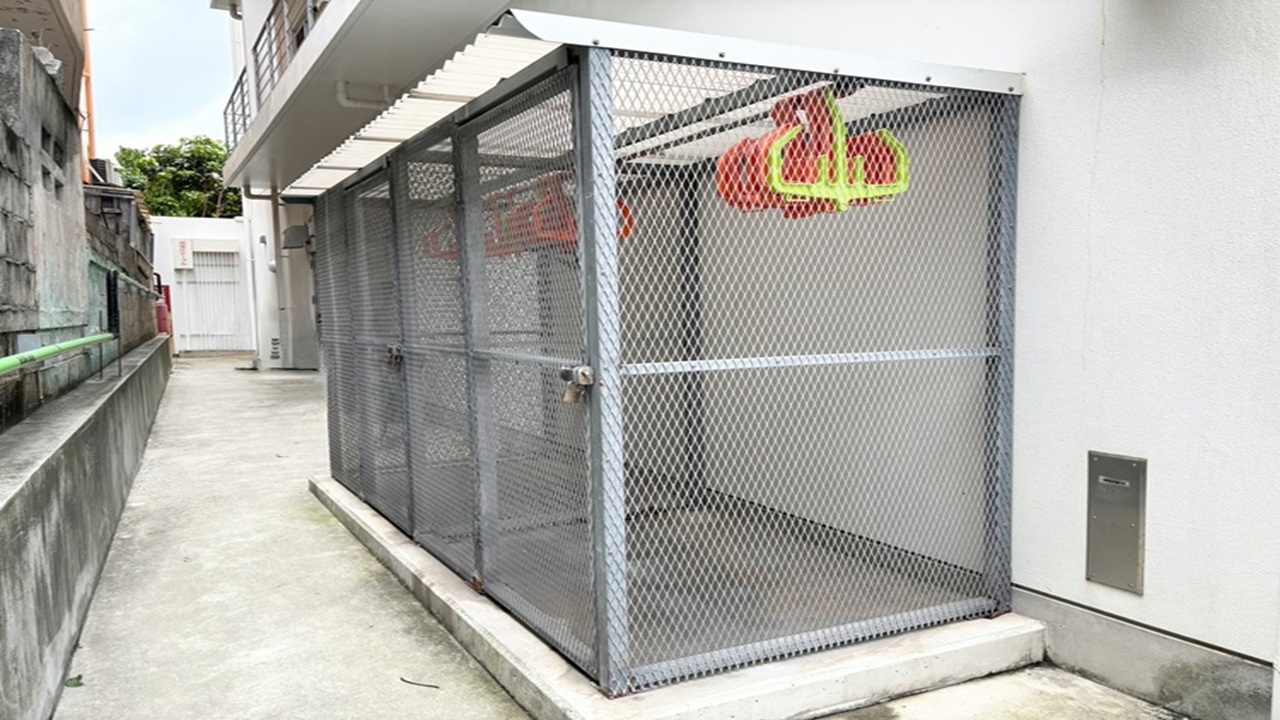 【ダイビング用品干し場】