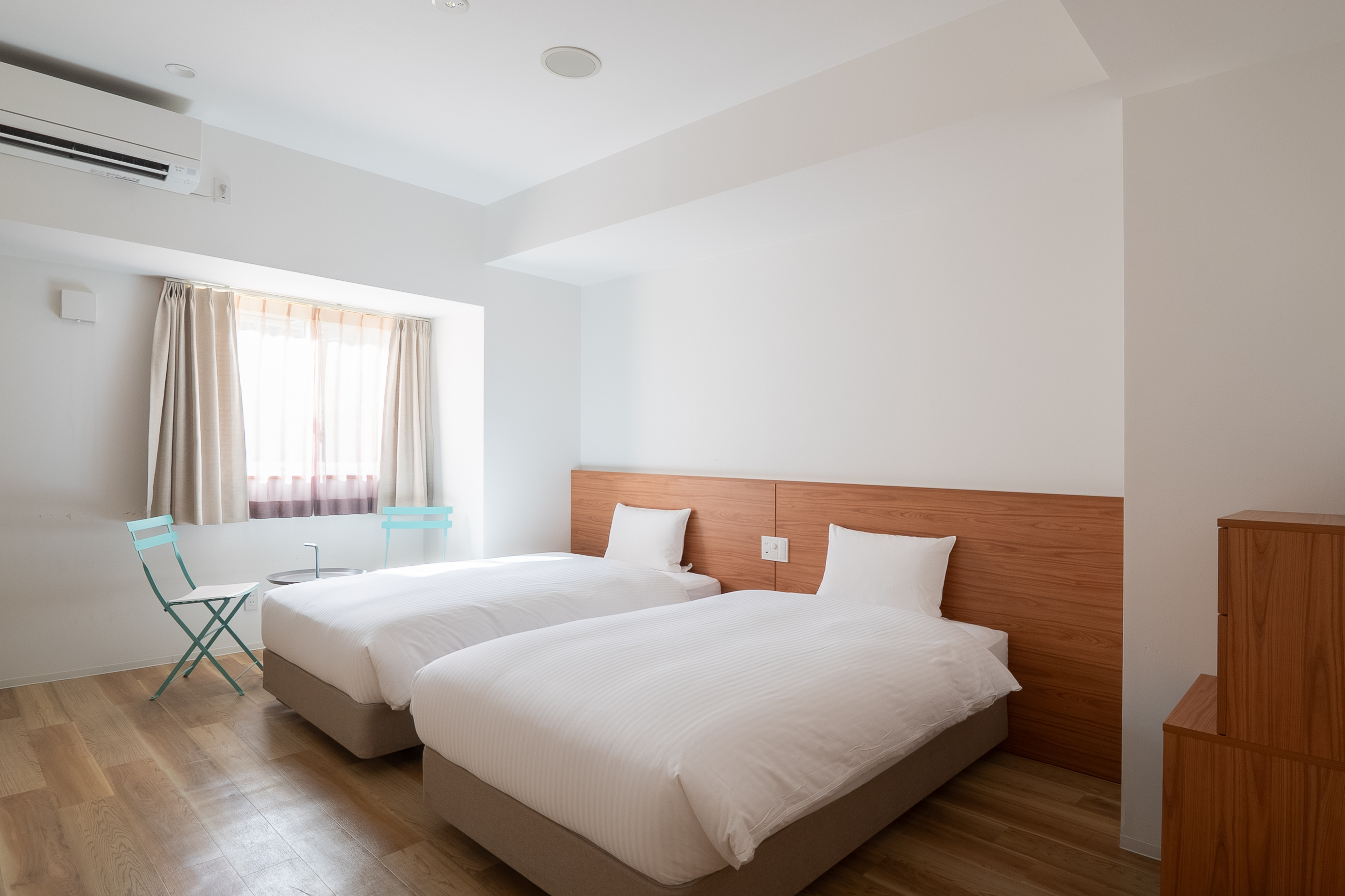 【新館：ユニバーサルルーム】