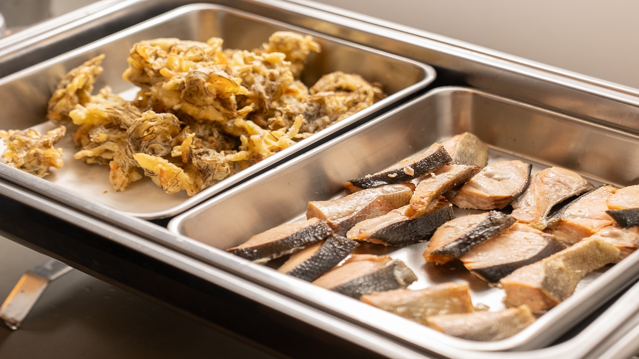 【温もの（魚、もずくの天ぷら）】