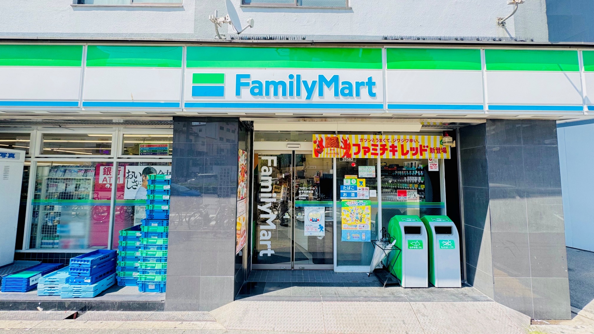 ホテル近くにあるコンビニ（当館から徒歩４分）