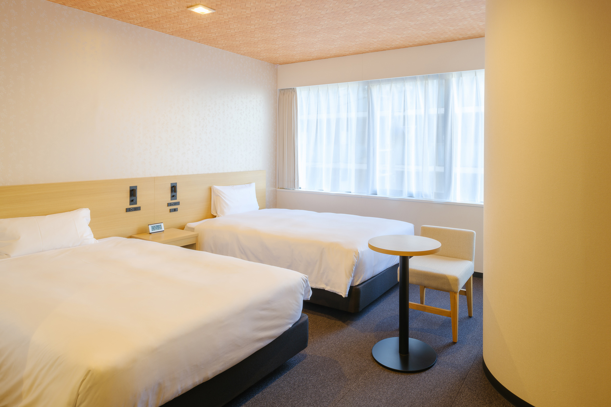 スタンダードツイン